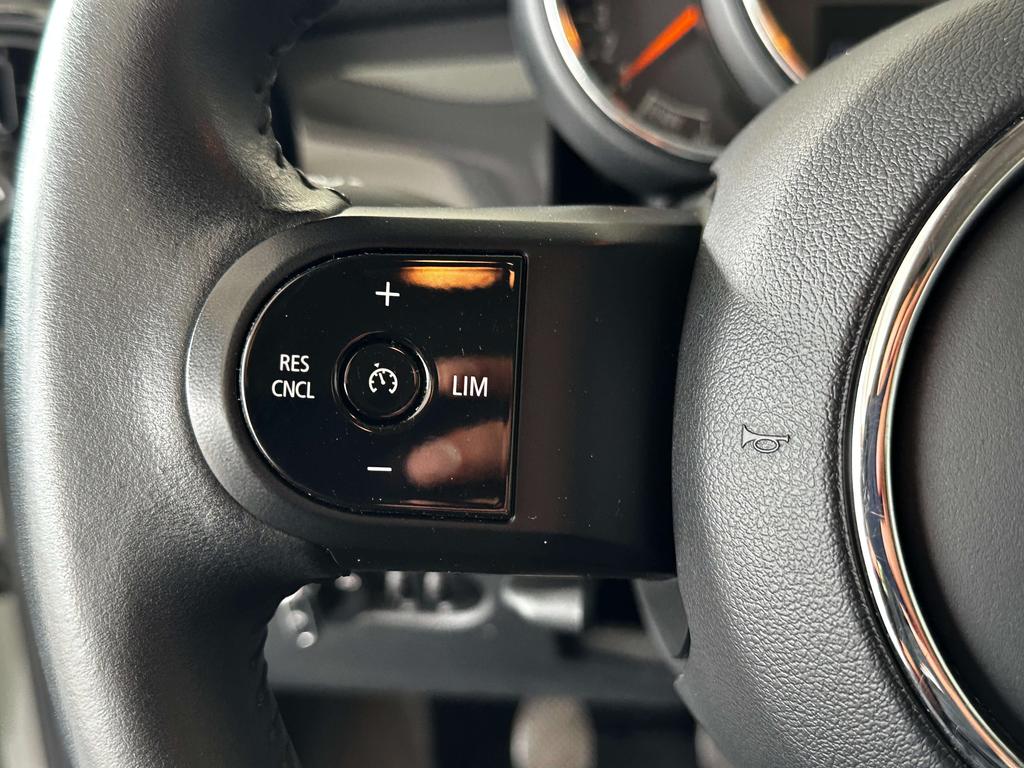 MINI Cooper Facelift Moonwalk grey 1.5i *Navi/pcd/dab/conn.* Garage Planckaert