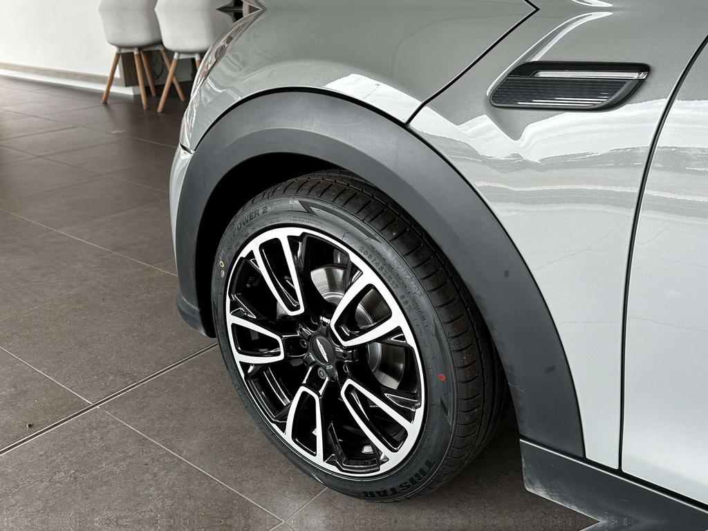 MINI Cooper Facelift Moonwalk grey 1.5i *Navi/pcd/dab/conn.* Garage Planckaert