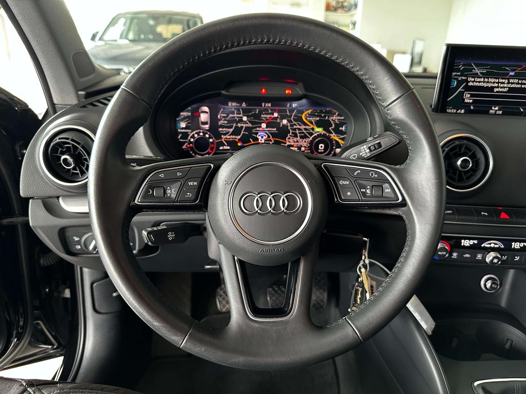 Audi A3 S- Line Berline 30 TFSI(Navi/cruise/pdc/connect) Garage Planckaert