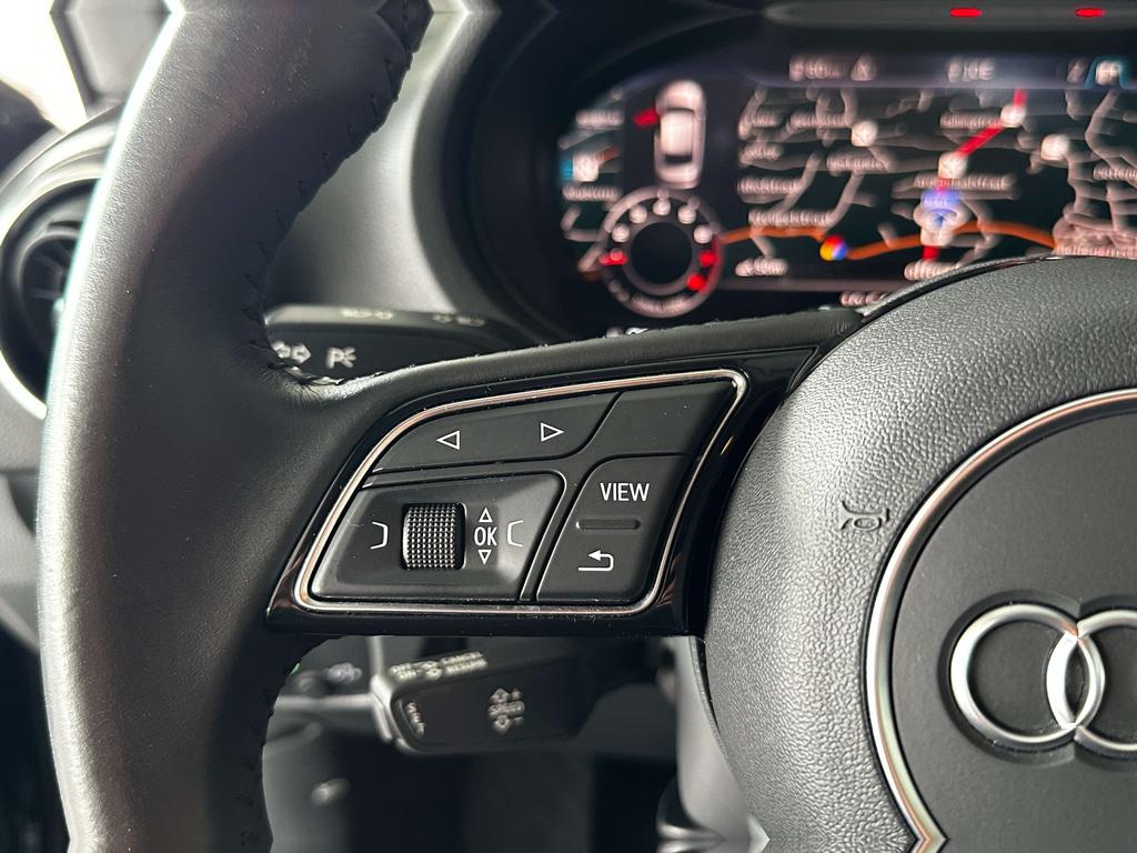 Audi A3 S- Line Berline 30 TFSI(Navi/cruise/pdc/connect) Garage Planckaert