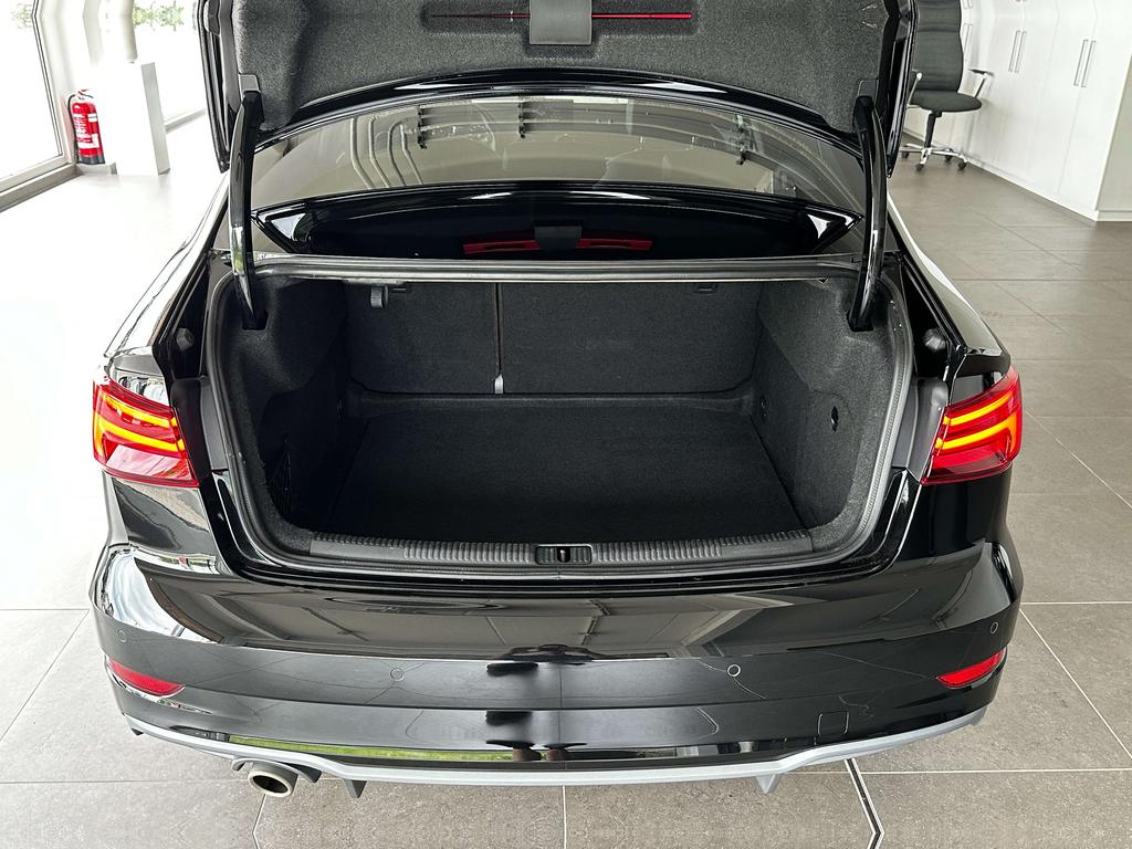 Audi A3 S- Line Berline 30 TFSI(Navi/cruise/pdc/connect) Garage Planckaert