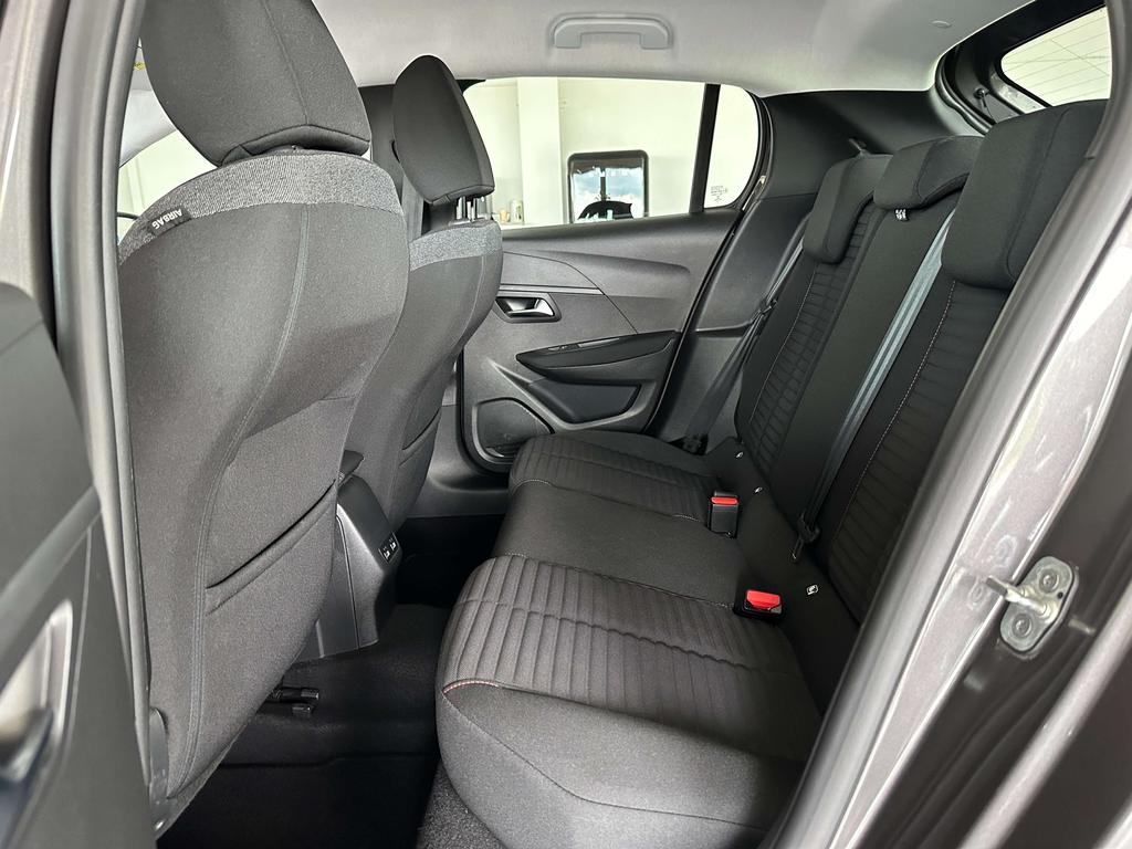 Peugeot 208 1.2i Automaat! (Navi/cruise/pdc/dab/...*) Garage Planckaert