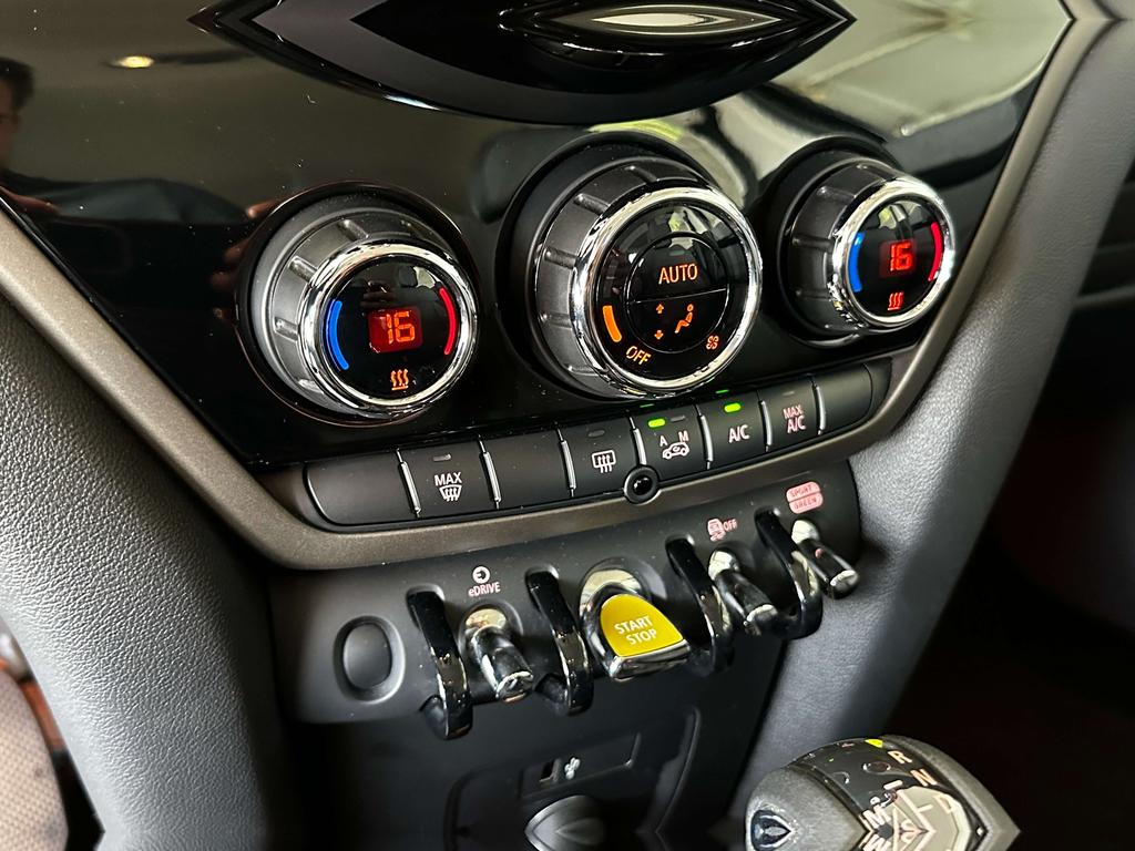MINI Cooper SE Countryman 1.5A Plug In Hybride ALL4*Carplay/18''Alu/Full Led Garage Planckaert