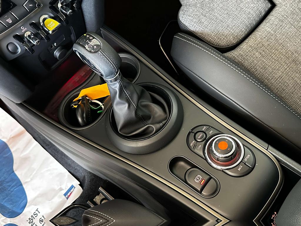 MINI Cooper SE Countryman 1.5A Plug In Hybride ALL4*Carplay/18''Alu/Full Led Garage Planckaert