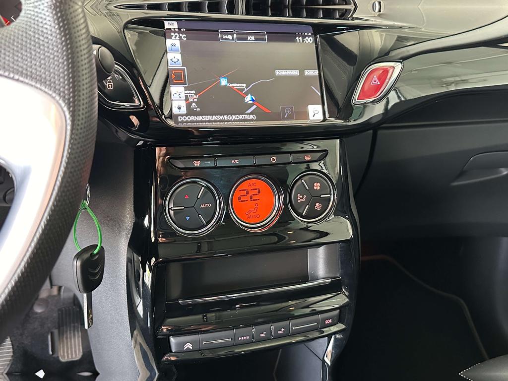 Citroen C3 1.2i Automaat *Exclusive, Camera, Leder, Carplay* Garage Planckaert