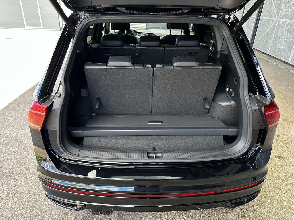 Volkswagen Tiguan Allspace 1.5 TSI R-Line DSG *7 zitplaatsen!/Pano/Camera** Garage Planckaert