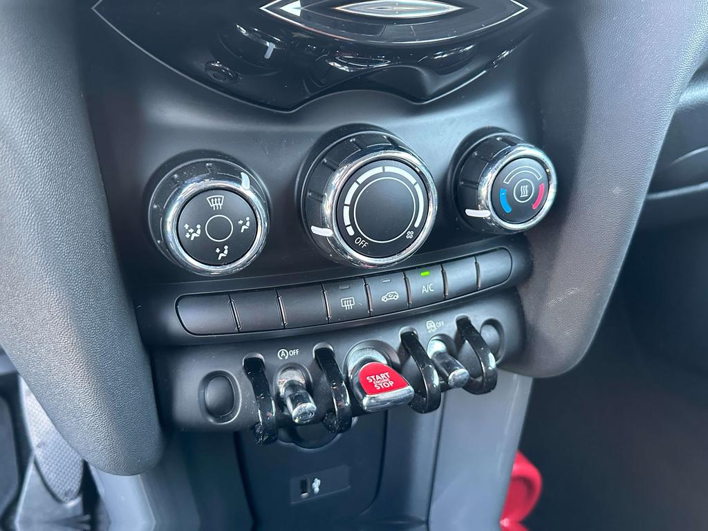 MINI One 1.5i Benzine **Led/Navi/Bleutooth/Garantie** Garage Planckaert