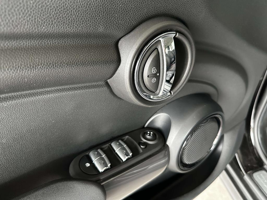 MINI Cooper 1.5i Benzine **Navi/Carplay/Pdc/Led/Cruise** Garage Planckaert