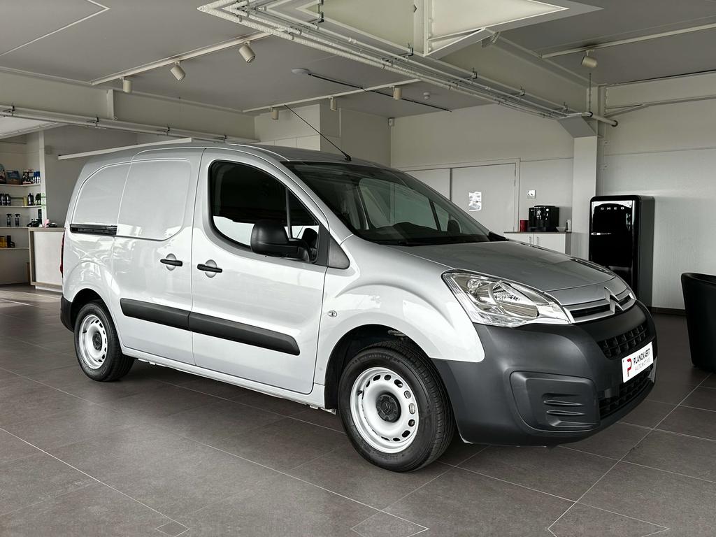 Citroen Berlingo 1.6i Benzine / Lichte vracht ** 5.000km!!!** Garage Planckaert