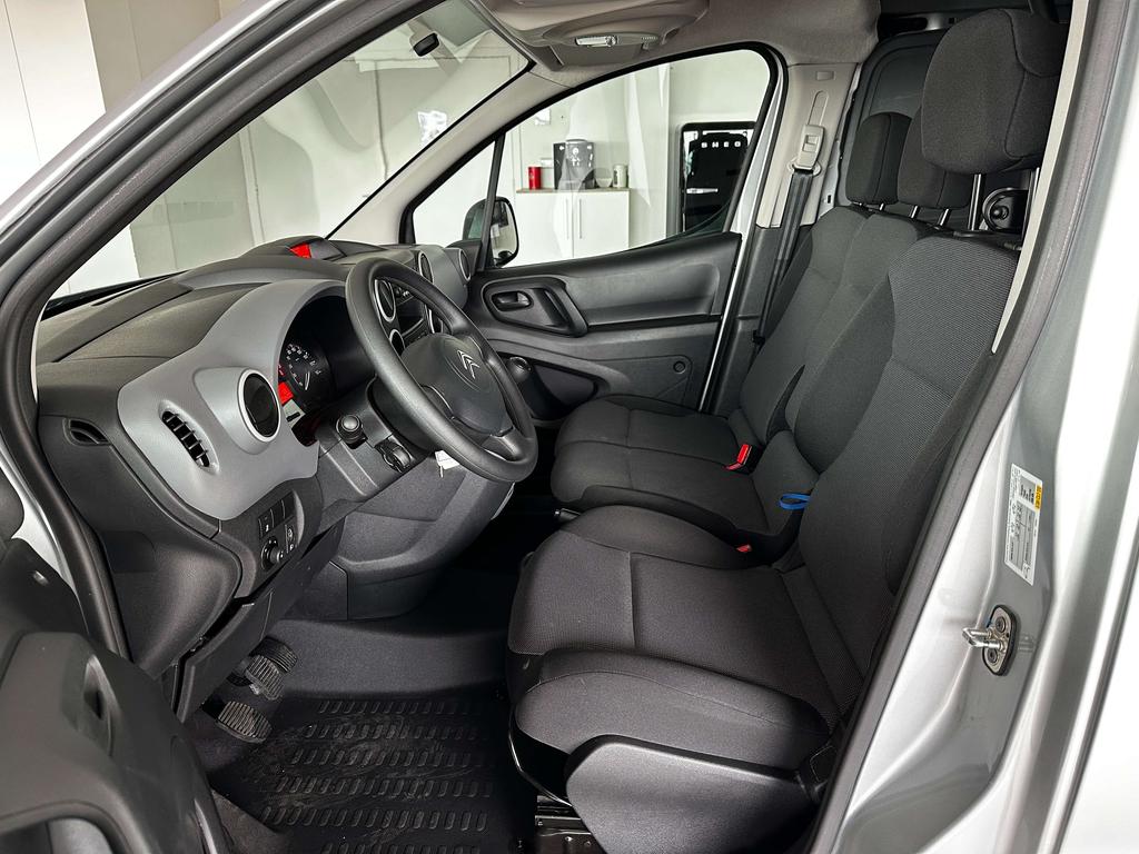 Citroen Berlingo 1.6i Benzine / Lichte vracht ** 5.000km!!!** Garage Planckaert