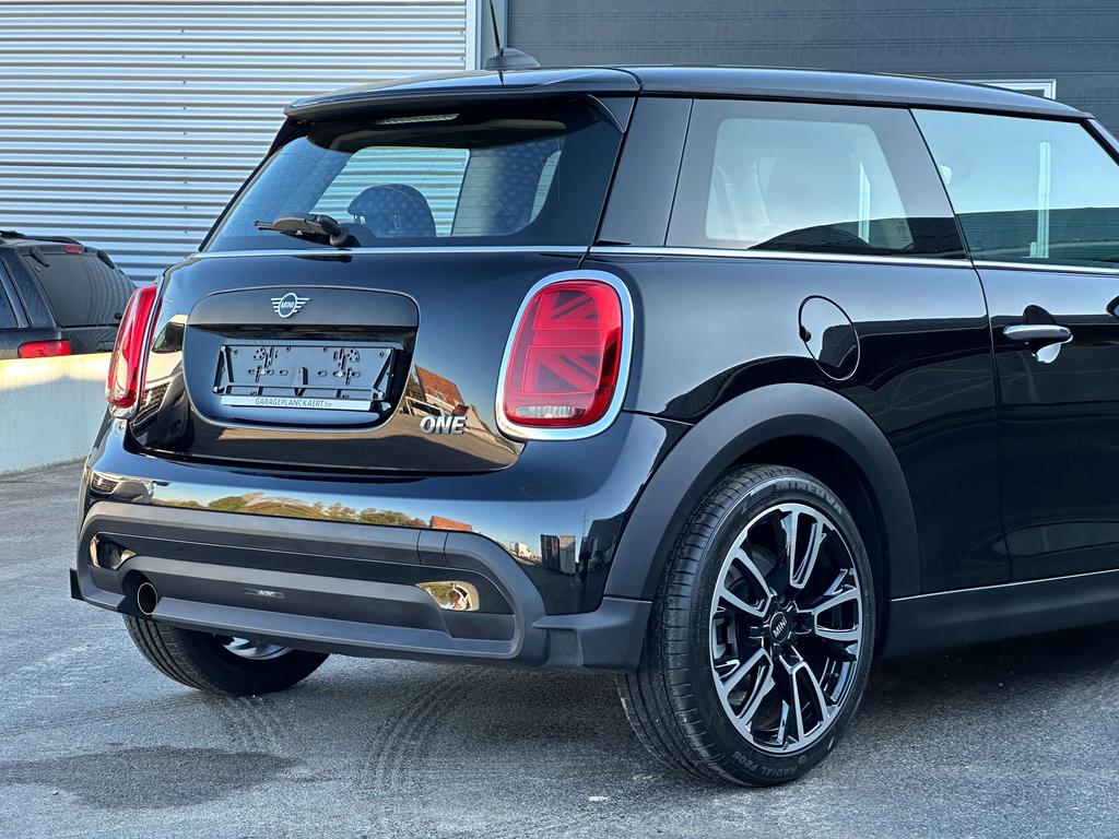 MINI One Cooper 1.5 **Navi/Carplay/Full Led/Cruise** Garage Planckaert