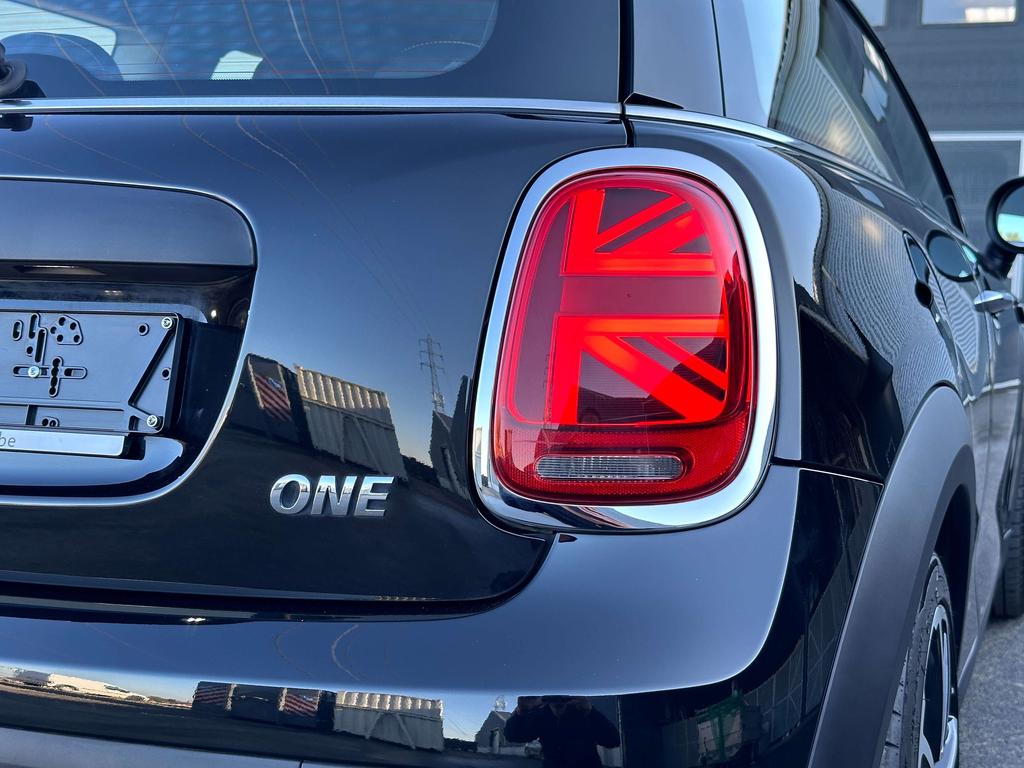 MINI One Cooper 1.5 **Navi/Carplay/Full Led/Cruise** Garage Planckaert