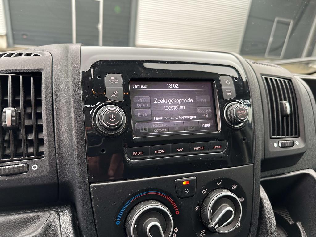 Peugeot Boxer 2.2HDI 140pk Meubelbak *Navigatie / €20.990+btw Garage Planckaert