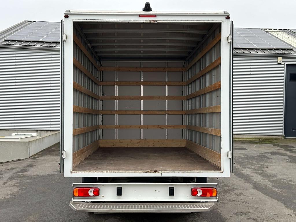 Peugeot Boxer 2.2HDI 140pk Meubelbak *Navigatie / €20.990+btw Garage Planckaert