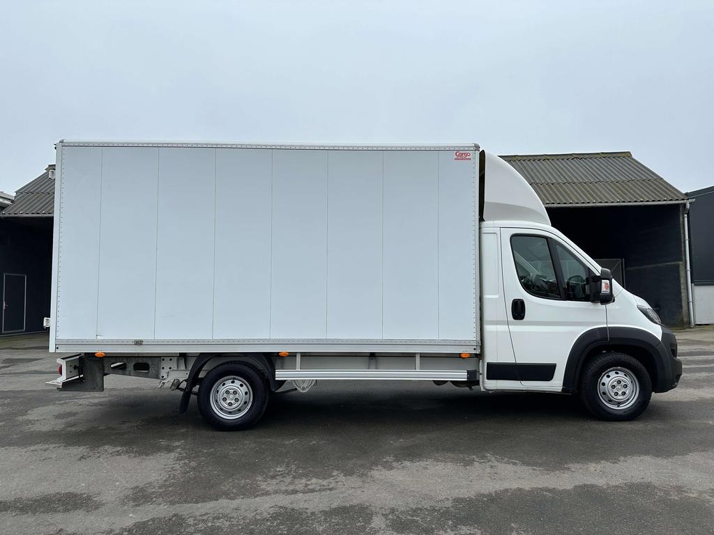 Peugeot Boxer 2.2HDI 140pk Meubelbak *Navigatie / €20.990+btw Garage Planckaert