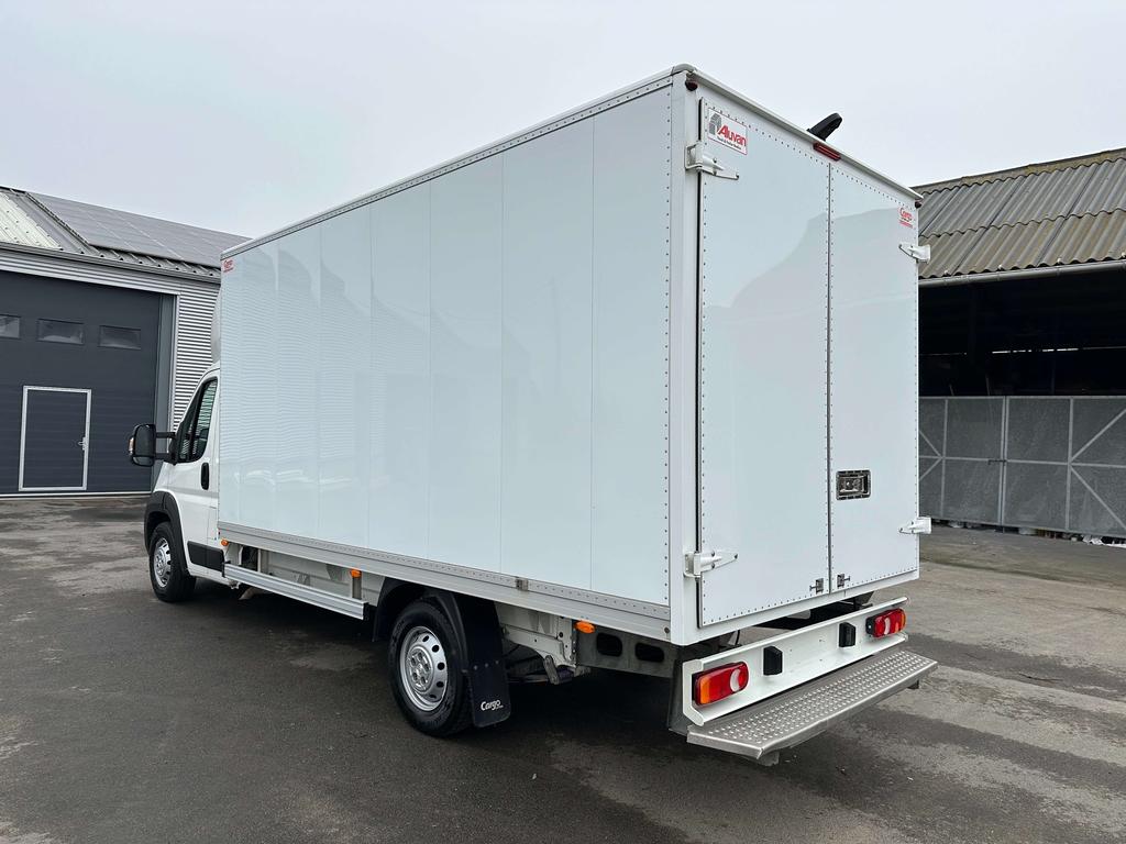 Peugeot Boxer 2.2HDI 140pk Meubelbak *Navigatie / €20.990+btw Garage Planckaert