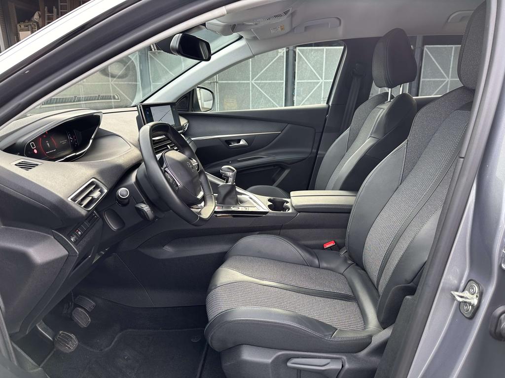 Peugeot 3008 1.2I Allure 130pk *Camera/Navi/Carplay/18''Alu* Garage Planckaert