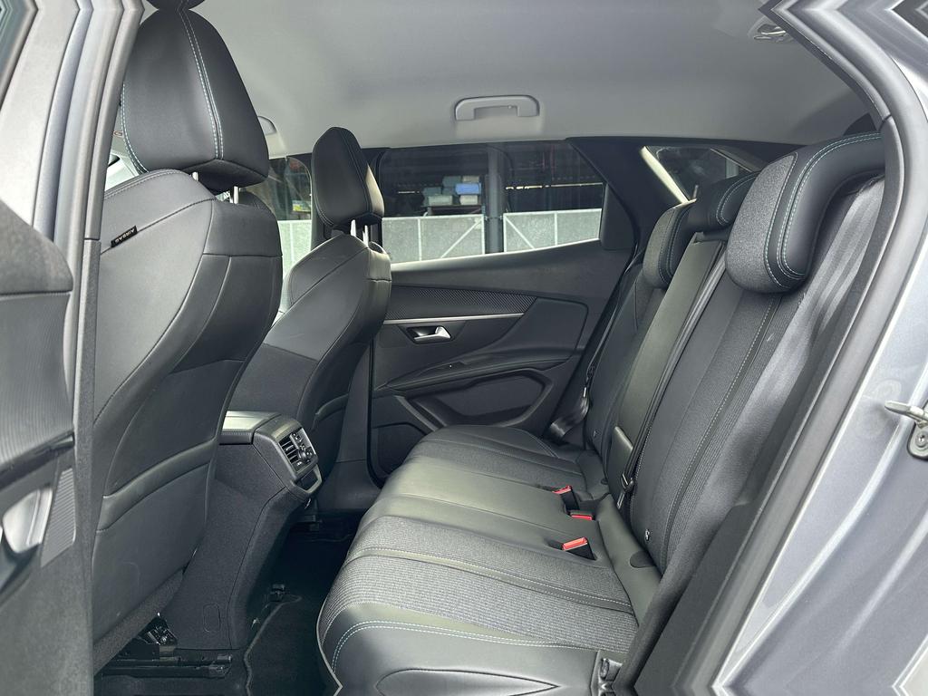 Peugeot 3008 1.2I Allure 130pk *Camera/Navi/Carplay/18''Alu* Garage Planckaert
