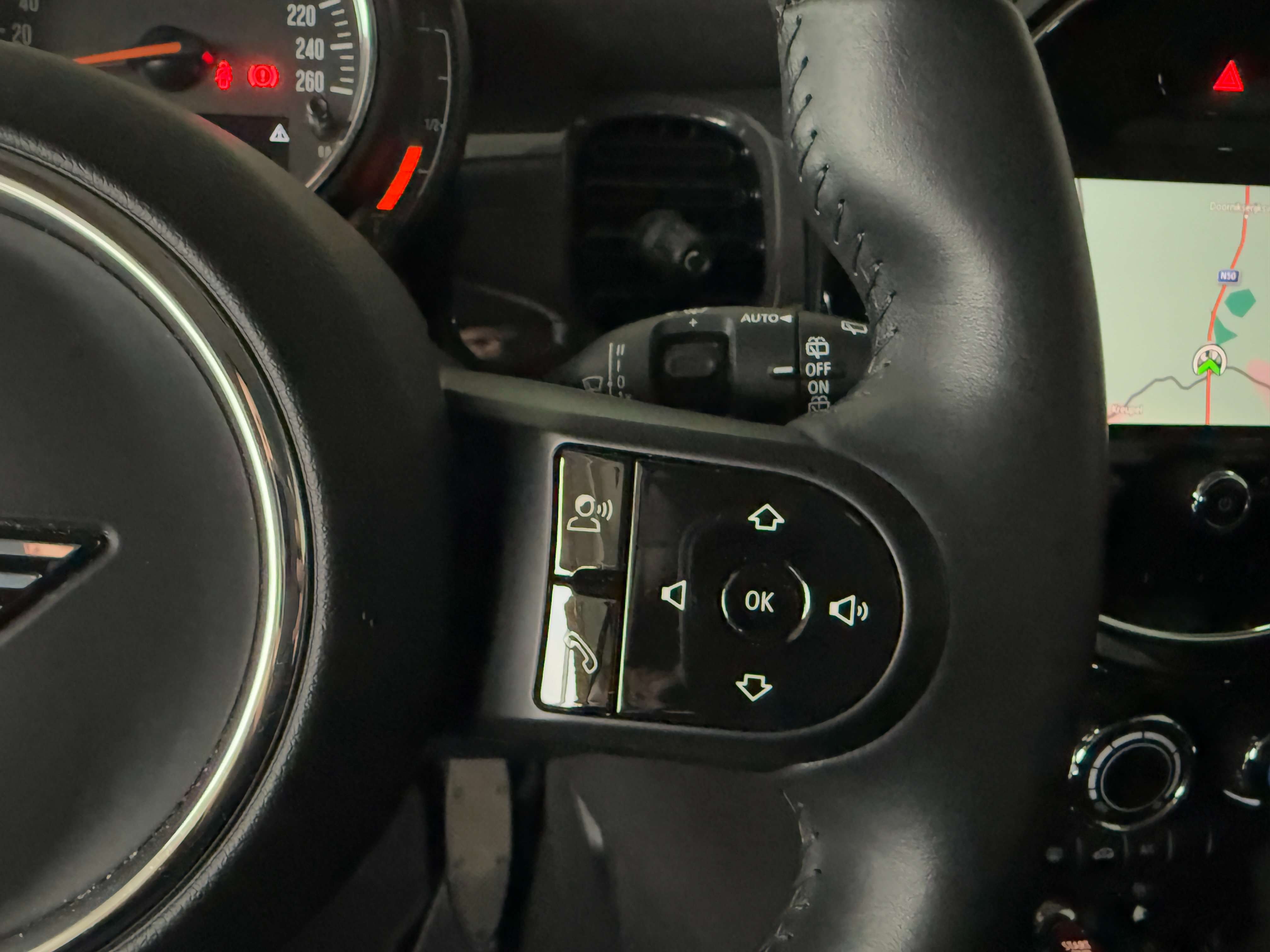 MINI One Cooper 1.5 **Navi/Carplay/Full Led/Cruise** Garage Planckaert
