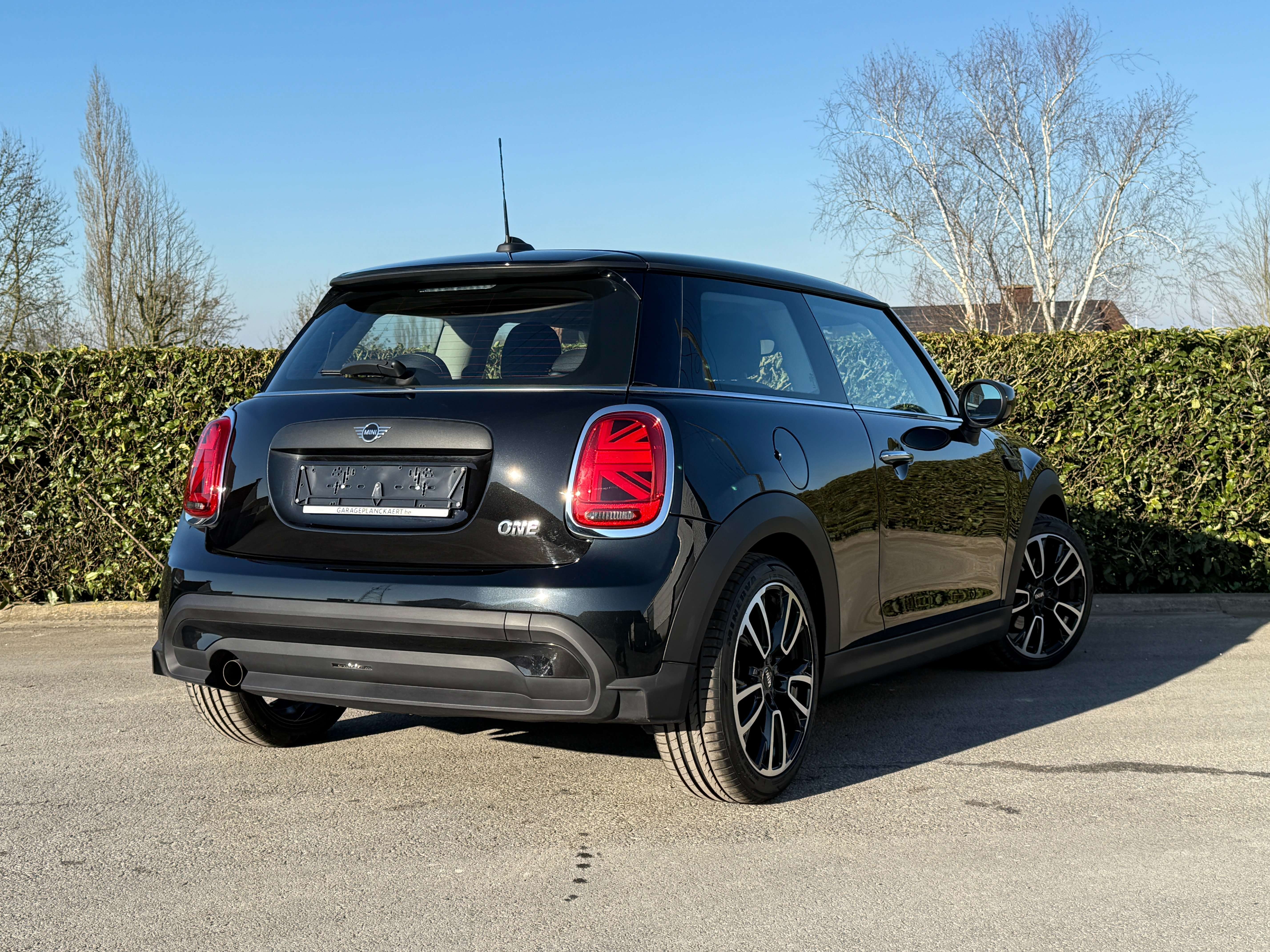 MINI One Cooper 1.5 **Navi/Carplay/Full Led/Cruise** Garage Planckaert