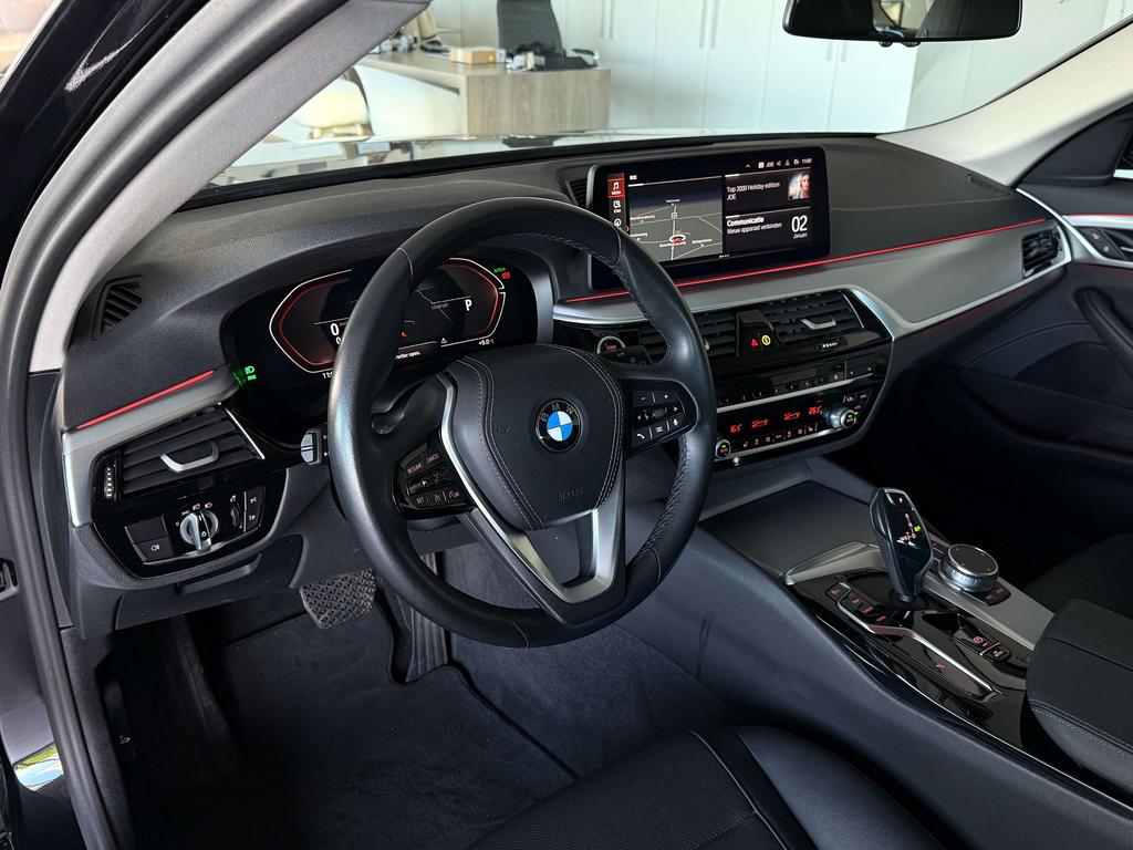 BMW 520 Touring dA MHEV *Carplay/Leder/Camera/Pdc/Led* Garage Planckaert