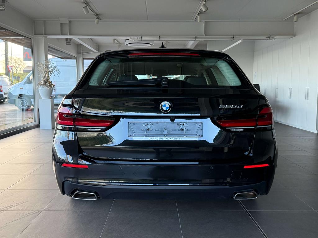 BMW 520 Touring dA MHEV *Carplay/Leder/Camera/Pdc/Led* Garage Planckaert