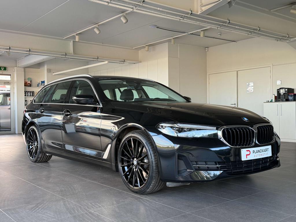 BMW 520 Touring dA MHEV *Carplay/Leder/Camera/Pdc/Led* Garage Planckaert