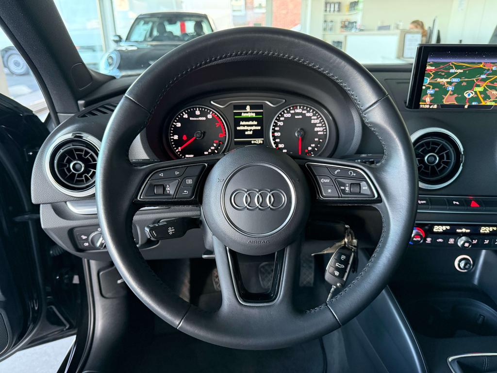 Audi A3 30 TFSI Sport Limosine *Led/Pdc/Navi/Leder/Alu* Garage Planckaert