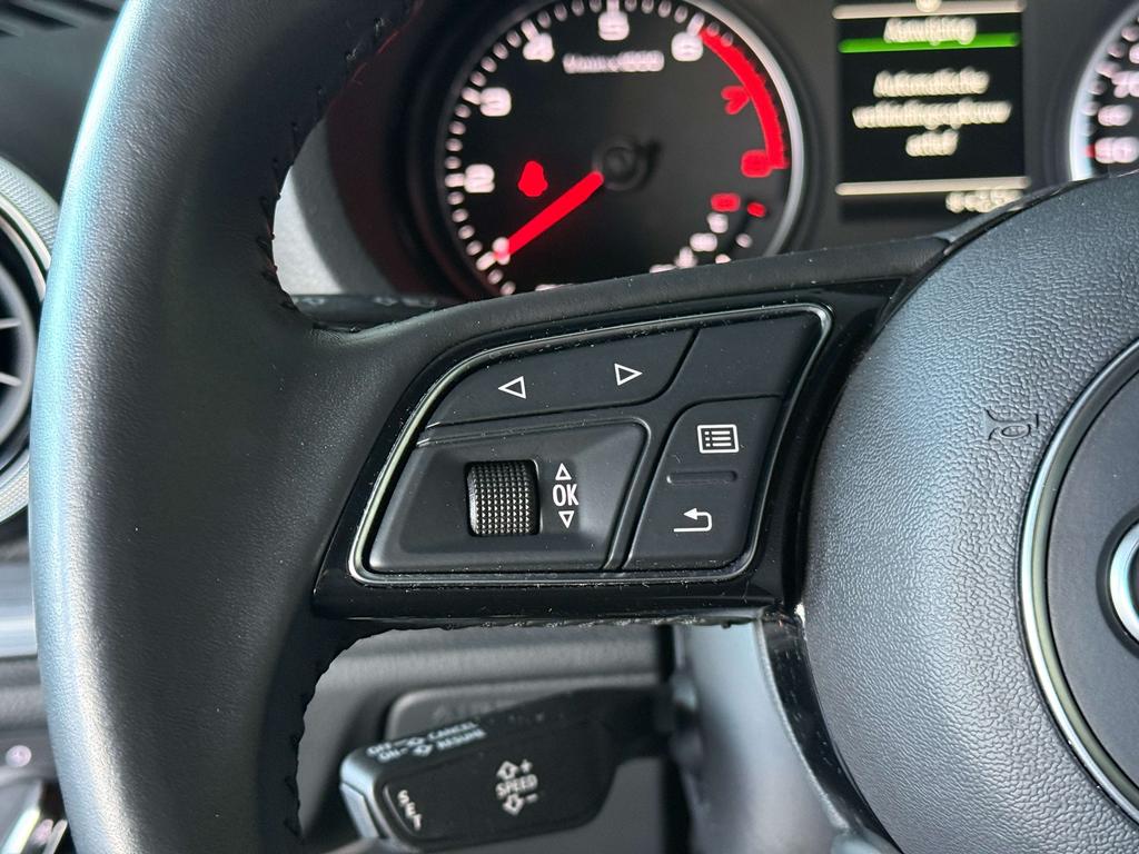Audi A3 30 TFSI Sport Limosine *Led/Pdc/Navi/Leder/Alu* Garage Planckaert