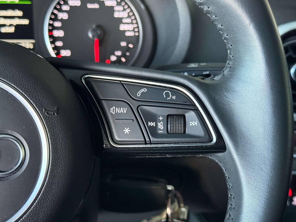 Audi A3 30 TFSI Sport Limosine *Led/Pdc/Navi/Leder/Alu* Garage Planckaert