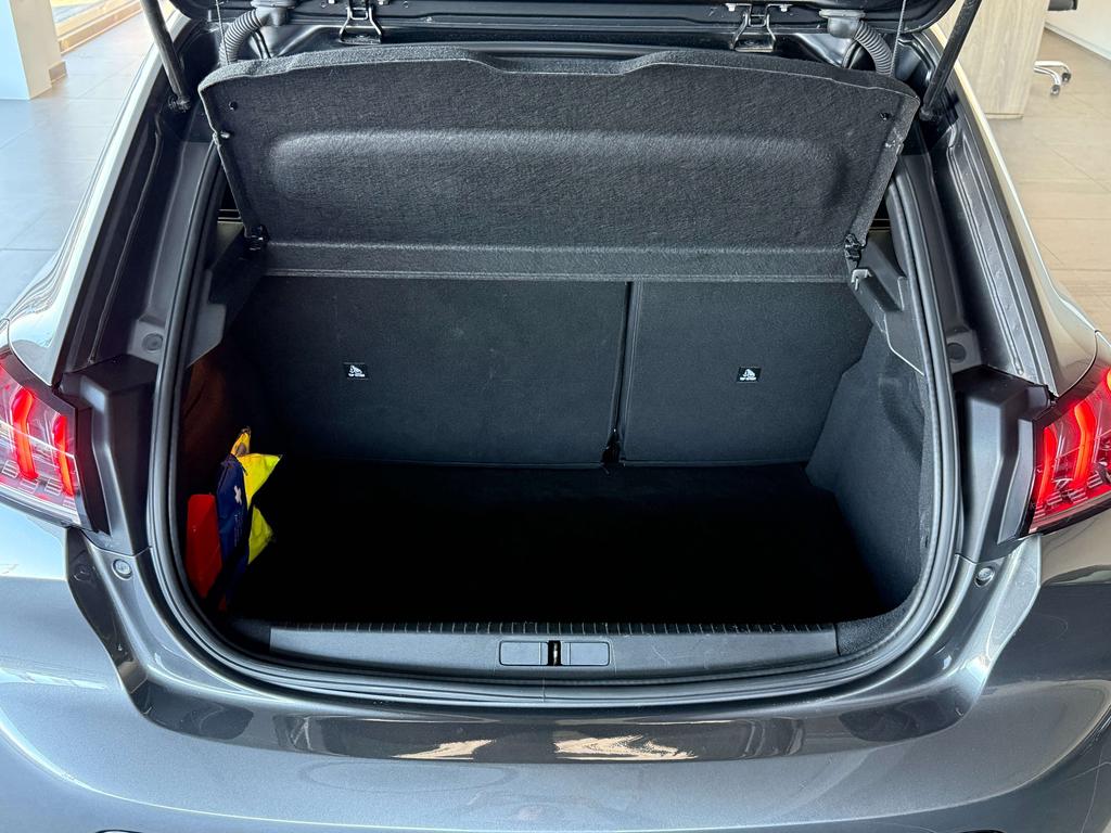 Peugeot 208 1.2i GT Pack Benzine/Automaat *Full option!!* Garage Planckaert