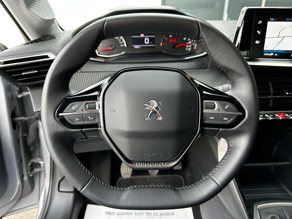 Peugeot 208 1.2i Benzine Active Pack *Carplay/Navi/Pdc/Dab+* Garage Planckaert