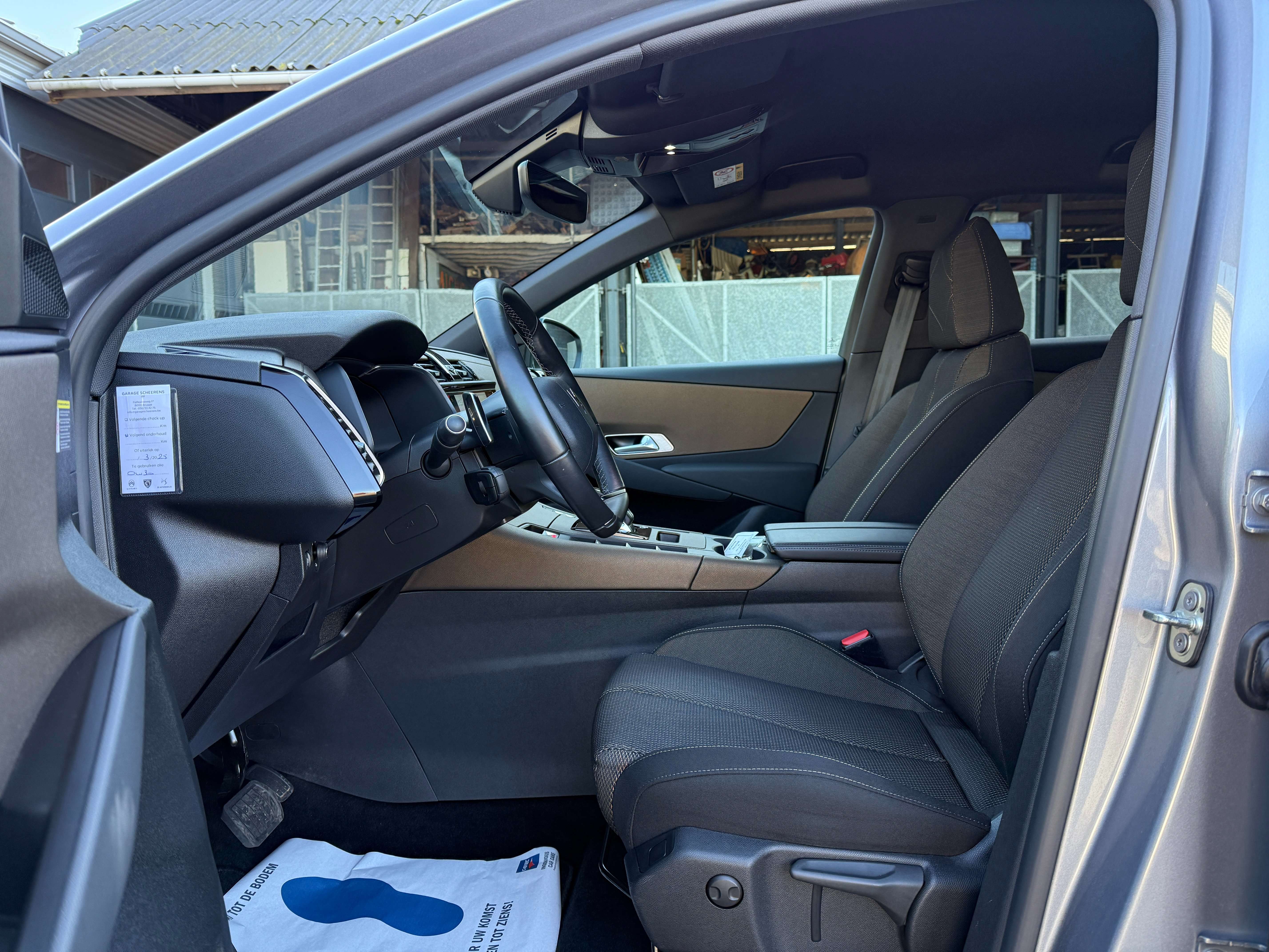 DS Automobiles DS 7 Crossback 1.6i Benzine / Automaat 180pk *Nieuwstaat!/Carplay Garage Planckaert