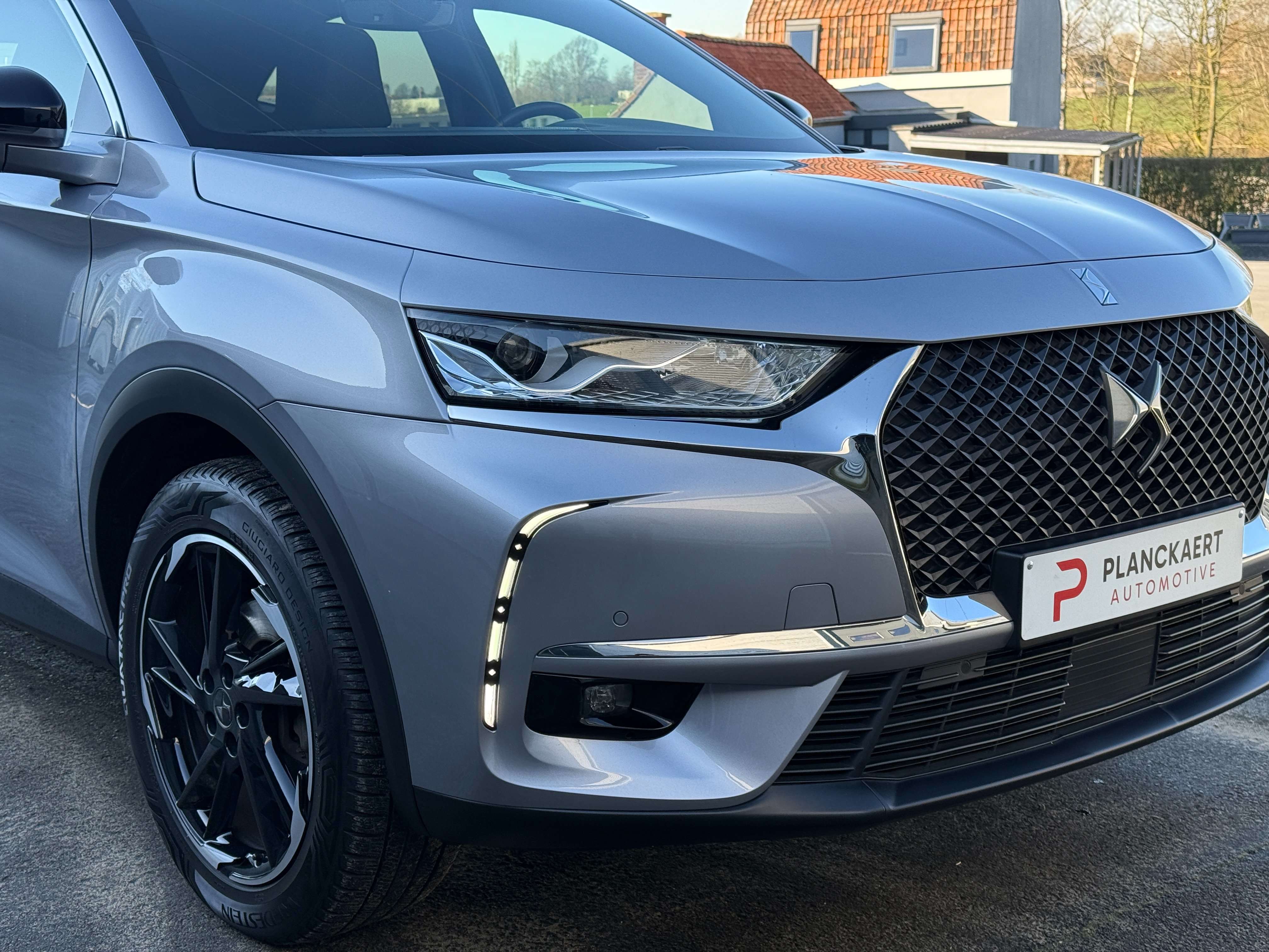 DS Automobiles DS 7 Crossback 1.6i Benzine / Automaat 180pk *Nieuwstaat!/Carplay Garage Planckaert