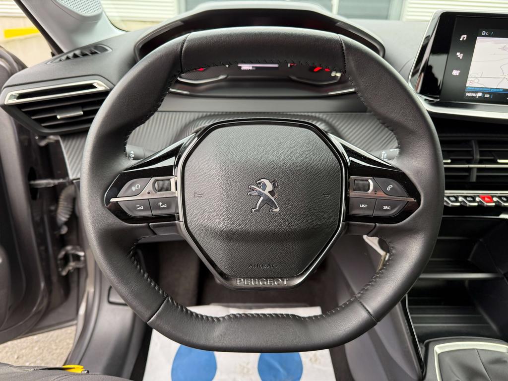 Peugeot 208 1.2i Benzine Active Pack *Carplay/Navi/Pdc/Dab+* Garage Planckaert