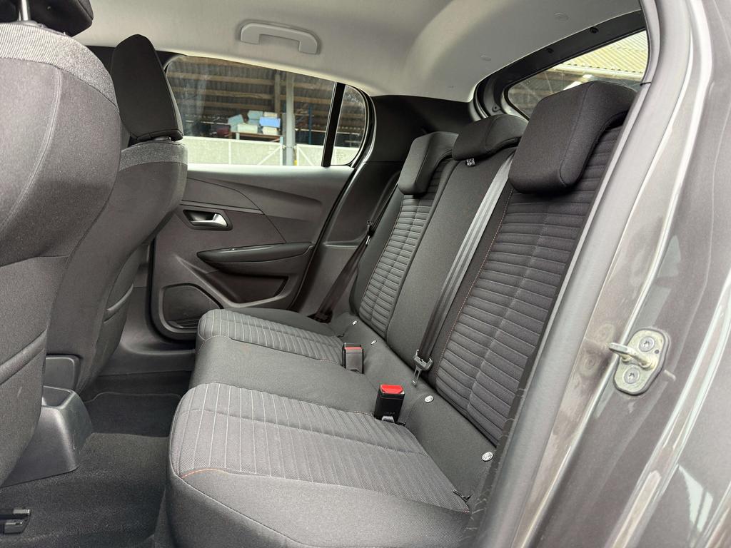 Peugeot 208 1.2i Benzine Active Pack *Carplay/Navi/Pdc/Dab+* Garage Planckaert