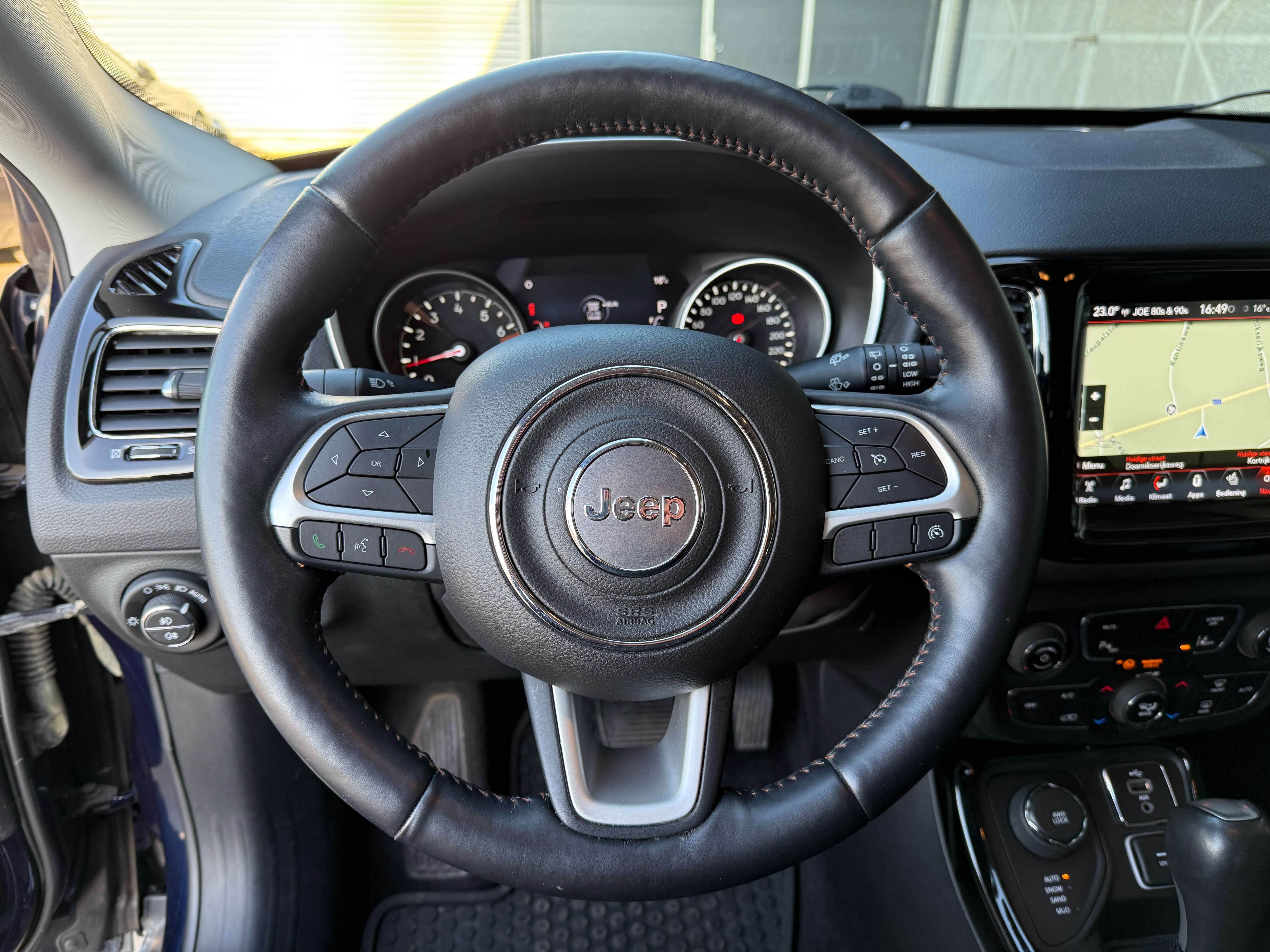 Jeep Compass 1.4 Benzine 4x4 Limited Aut. *Navi/Carplay/Pdc** Garage Planckaert