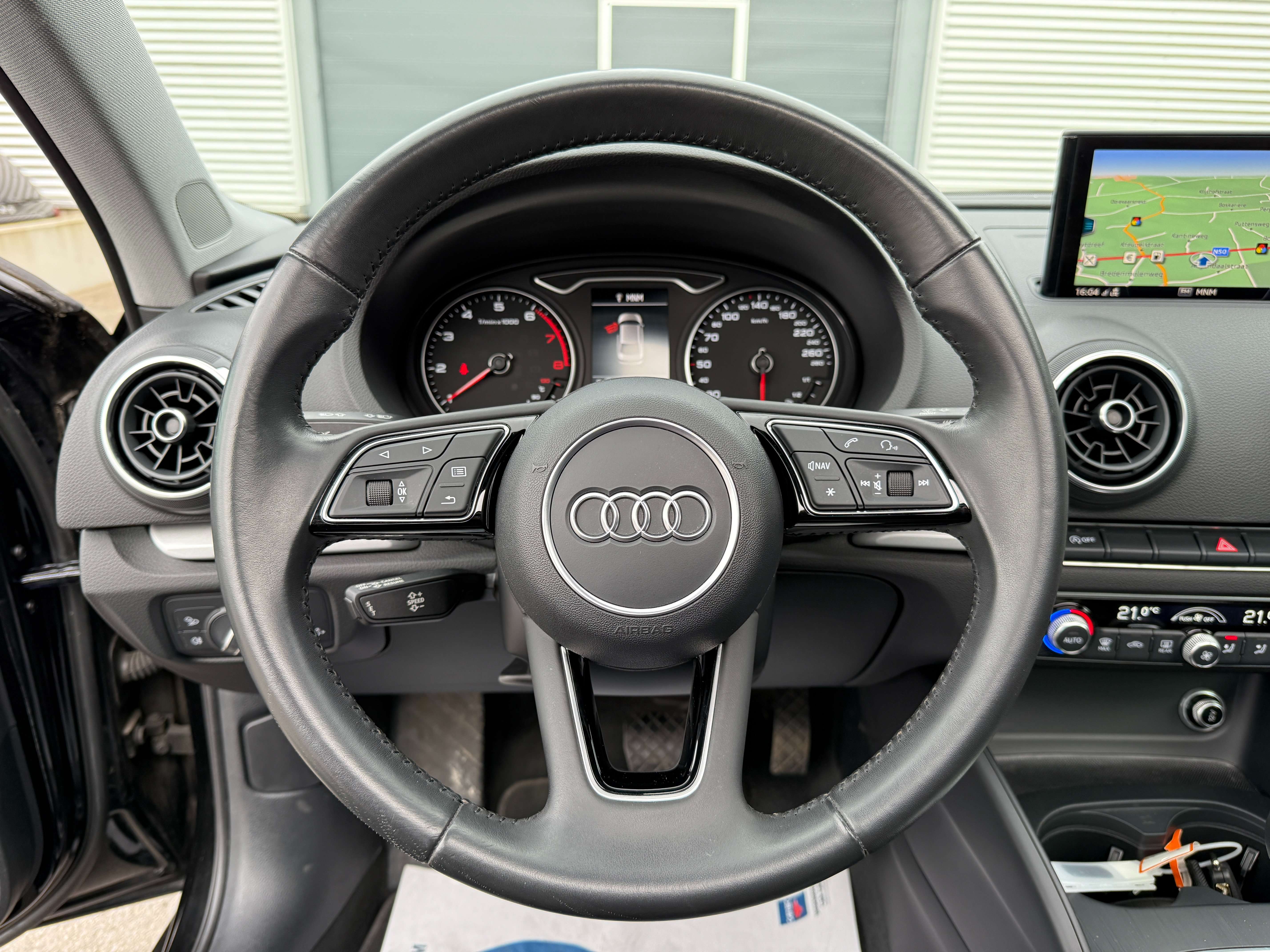 Audi A3 1.0 TFSI S tronic Limosine *Pano Dak/Leder/Pdc...* Garage Planckaert