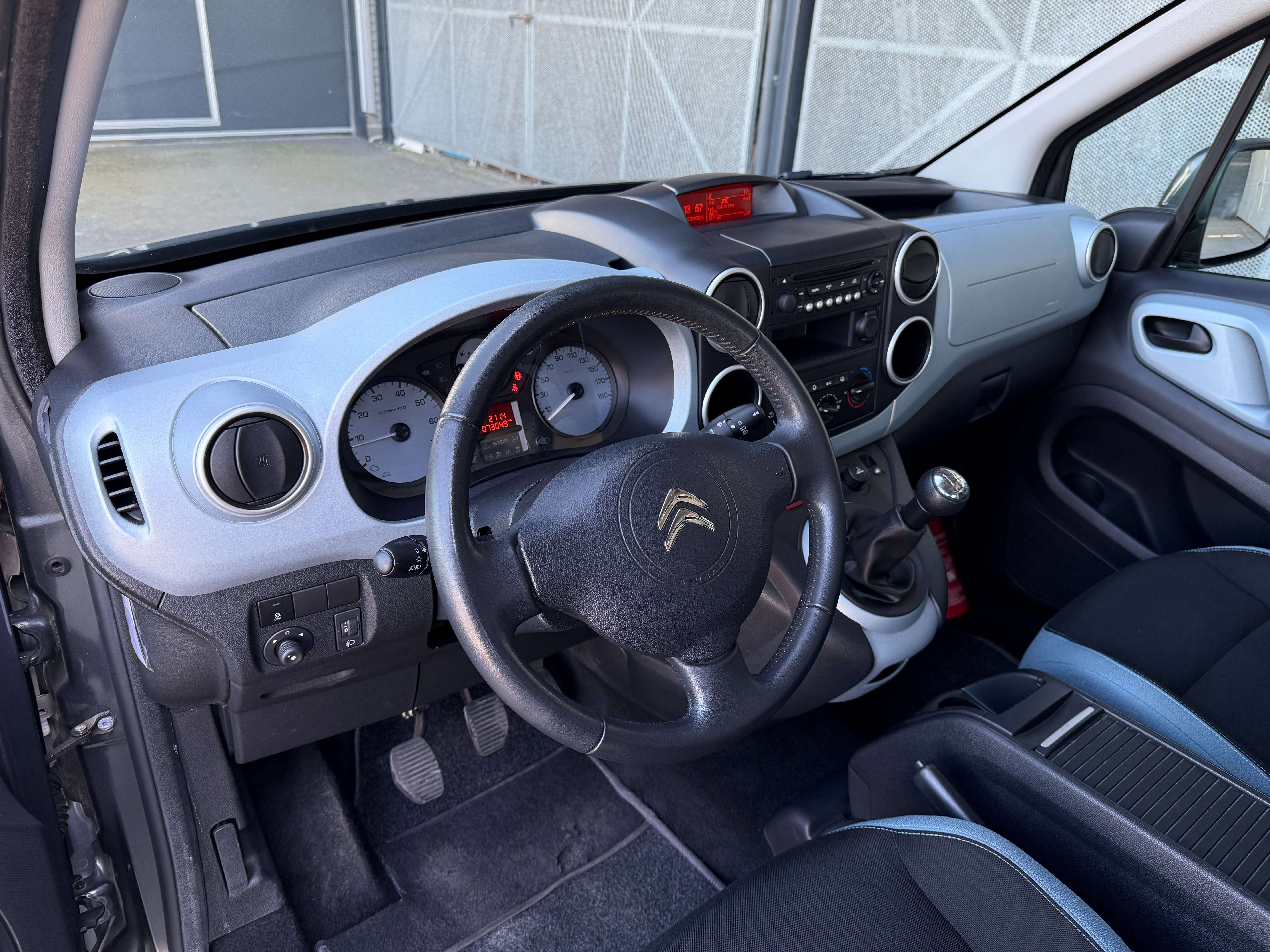 Citroen Berlingo 1.6i Benzine *Bluetooth/usb/led/Trekhaak* Garage Planckaert