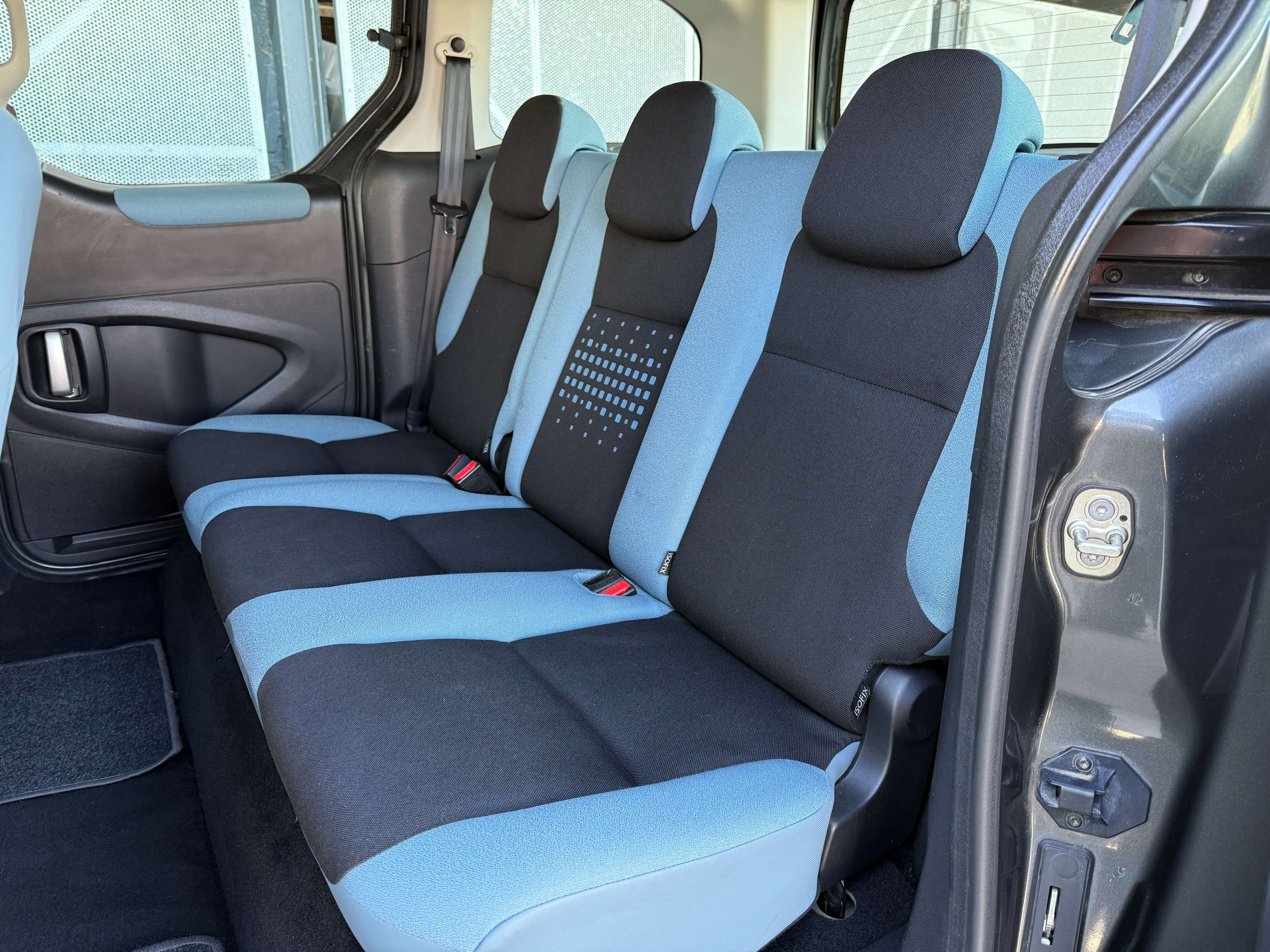 Citroen Berlingo 1.6i Benzine *Bluetooth/usb/led/Trekhaak* Garage Planckaert