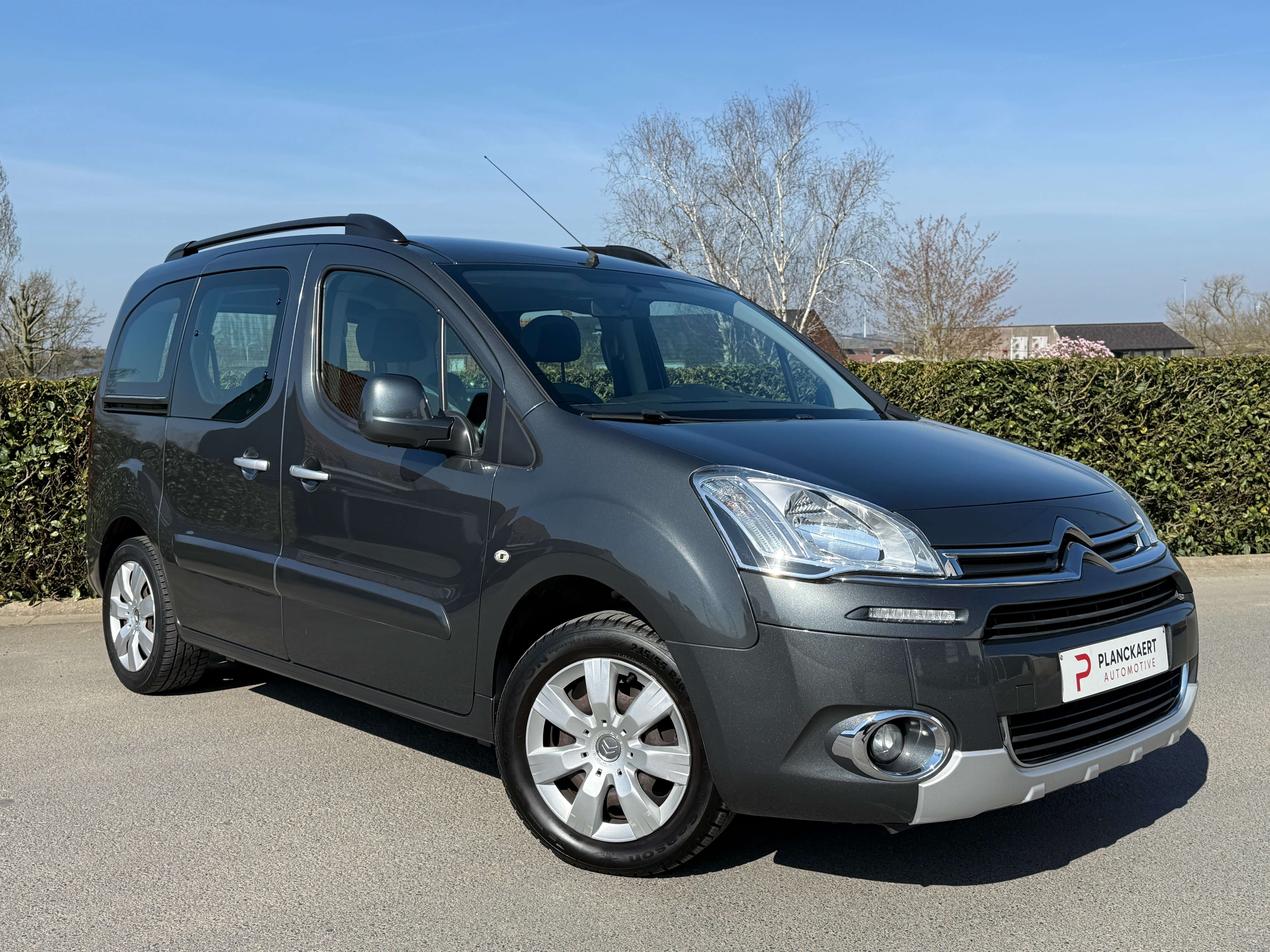 Citroen Berlingo 1.6i Benzine *Bluetooth/usb/led/Trekhaak* Garage Planckaert