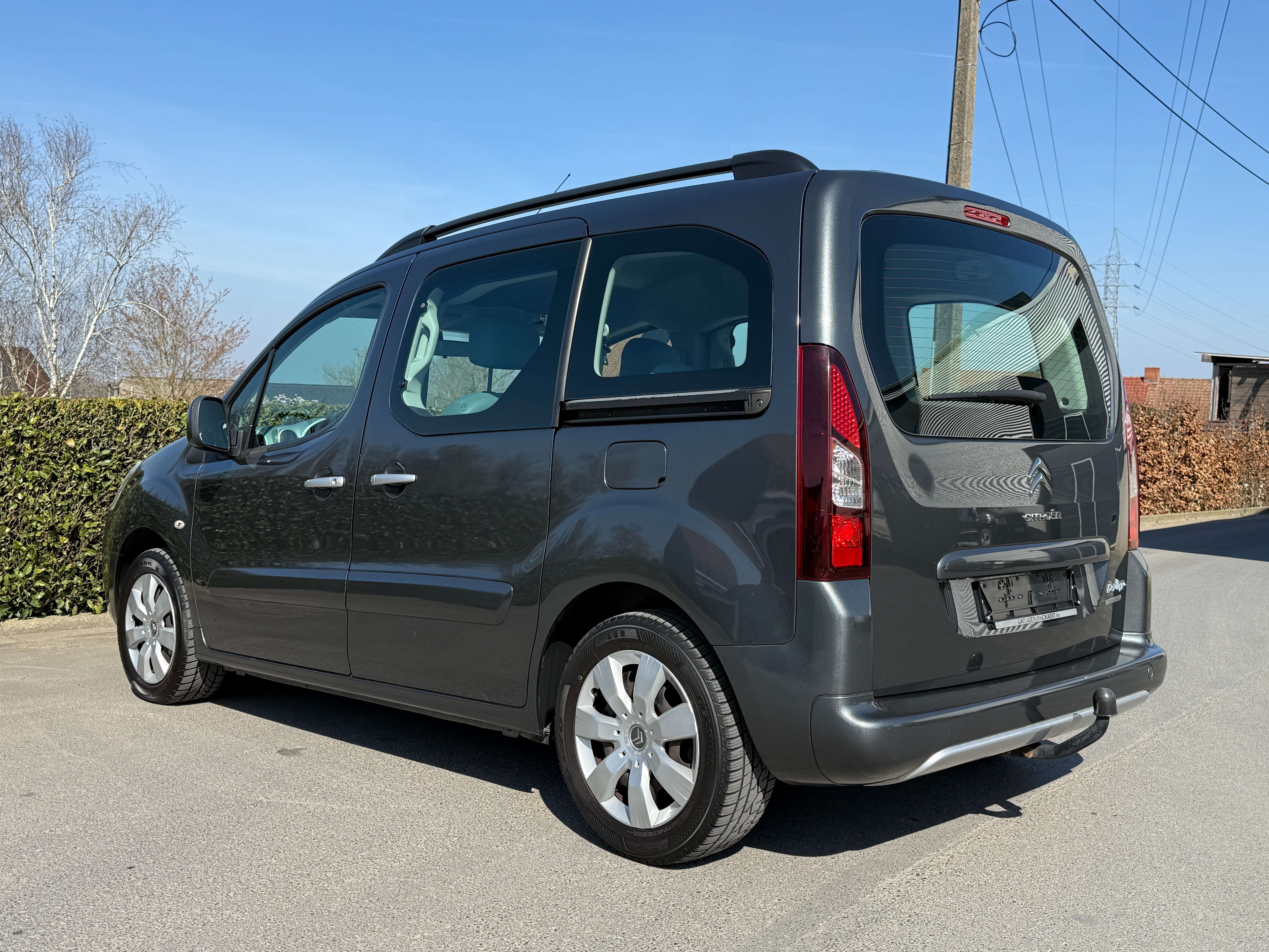 Citroen Berlingo 1.6i Benzine *Bluetooth/usb/led/Trekhaak* Garage Planckaert