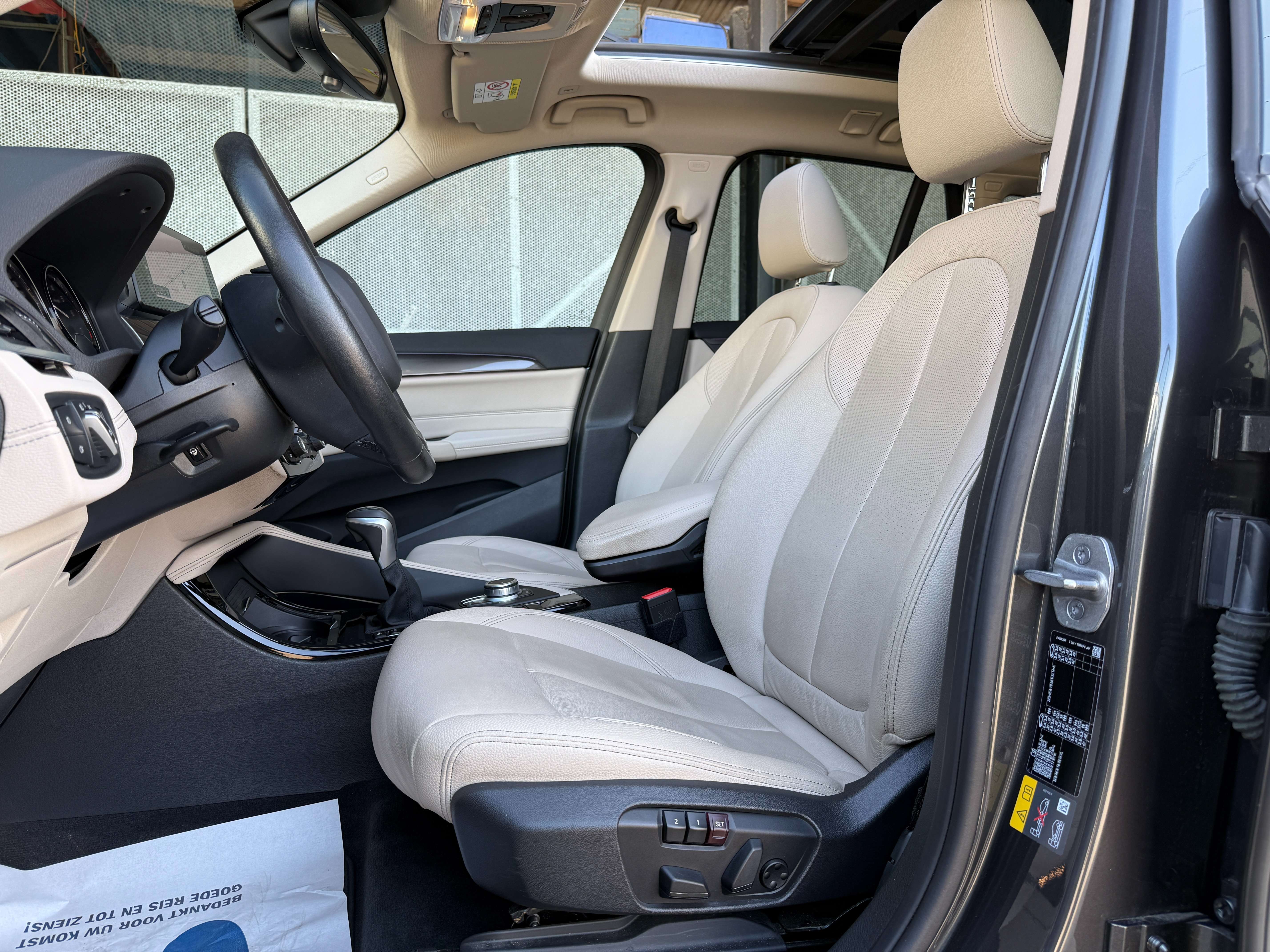 BMW X1 1.5iA xDrive25e PHEV *Pano dak/Carplay/Head up* Garage Planckaert