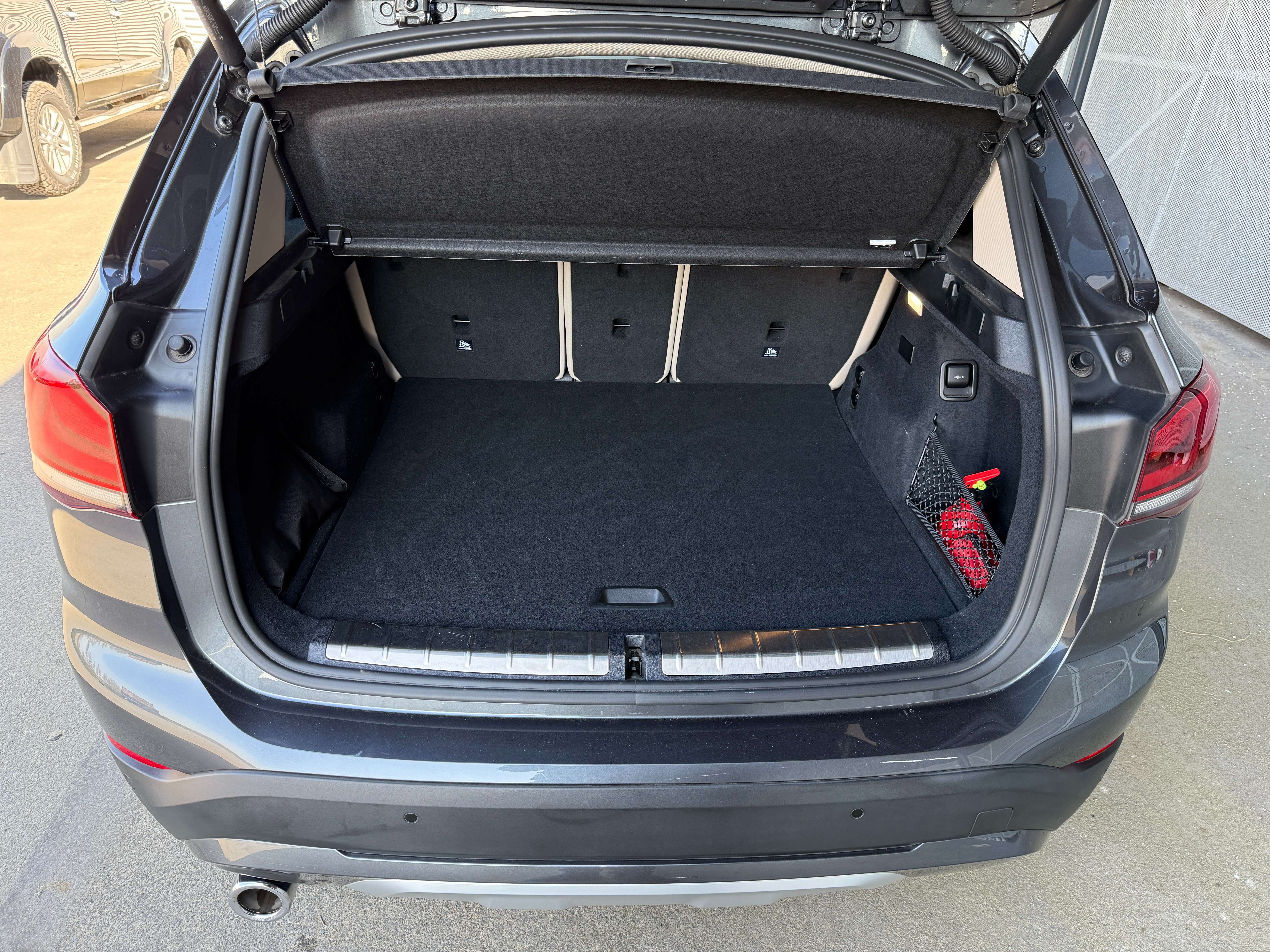 BMW X1 1.5iA xDrive25e PHEV *Pano dak/Carplay/Head up* Garage Planckaert