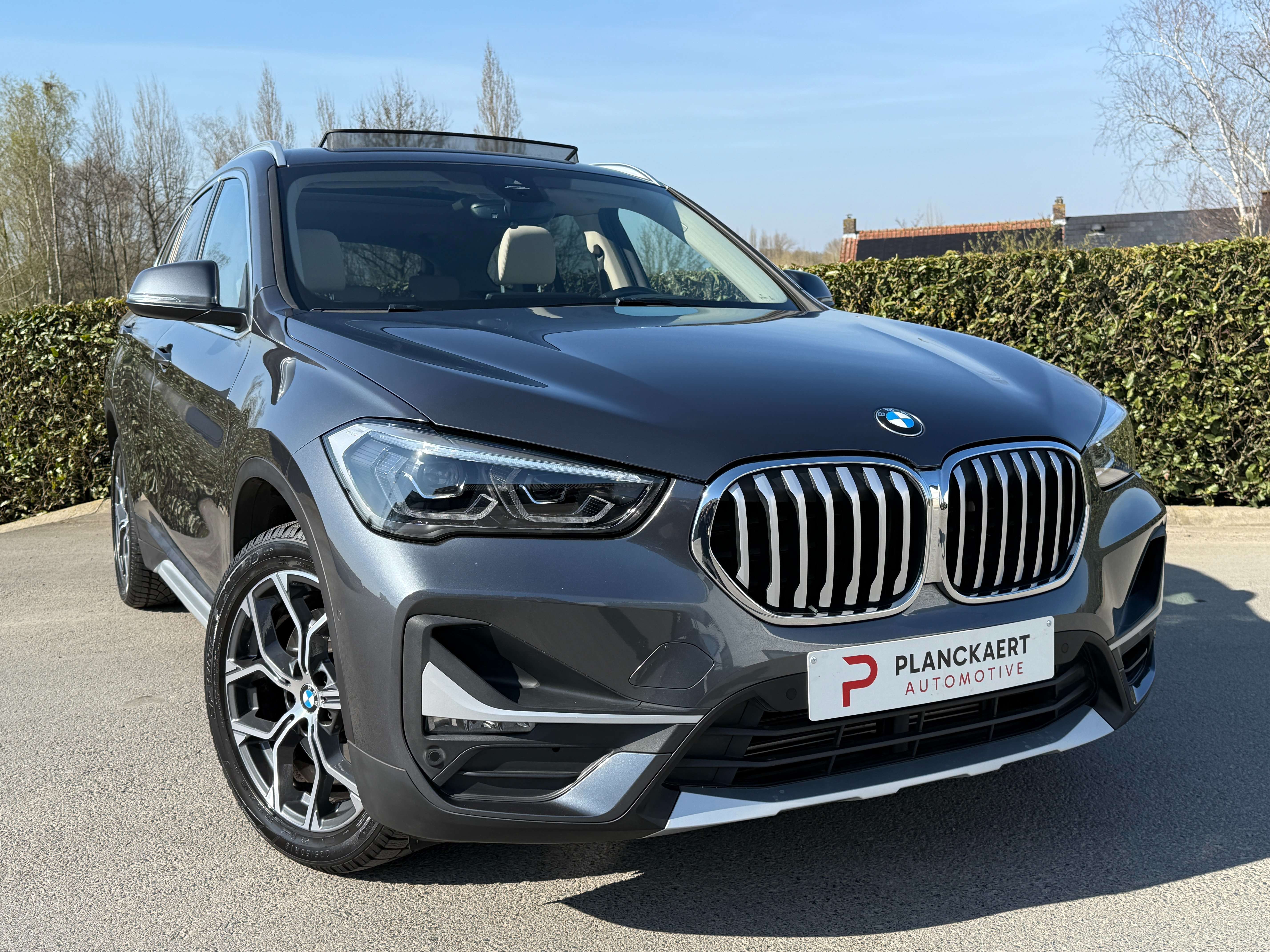 BMW X1 1.5iA xDrive25e PHEV *Pano dak/Carplay/Head up* Garage Planckaert