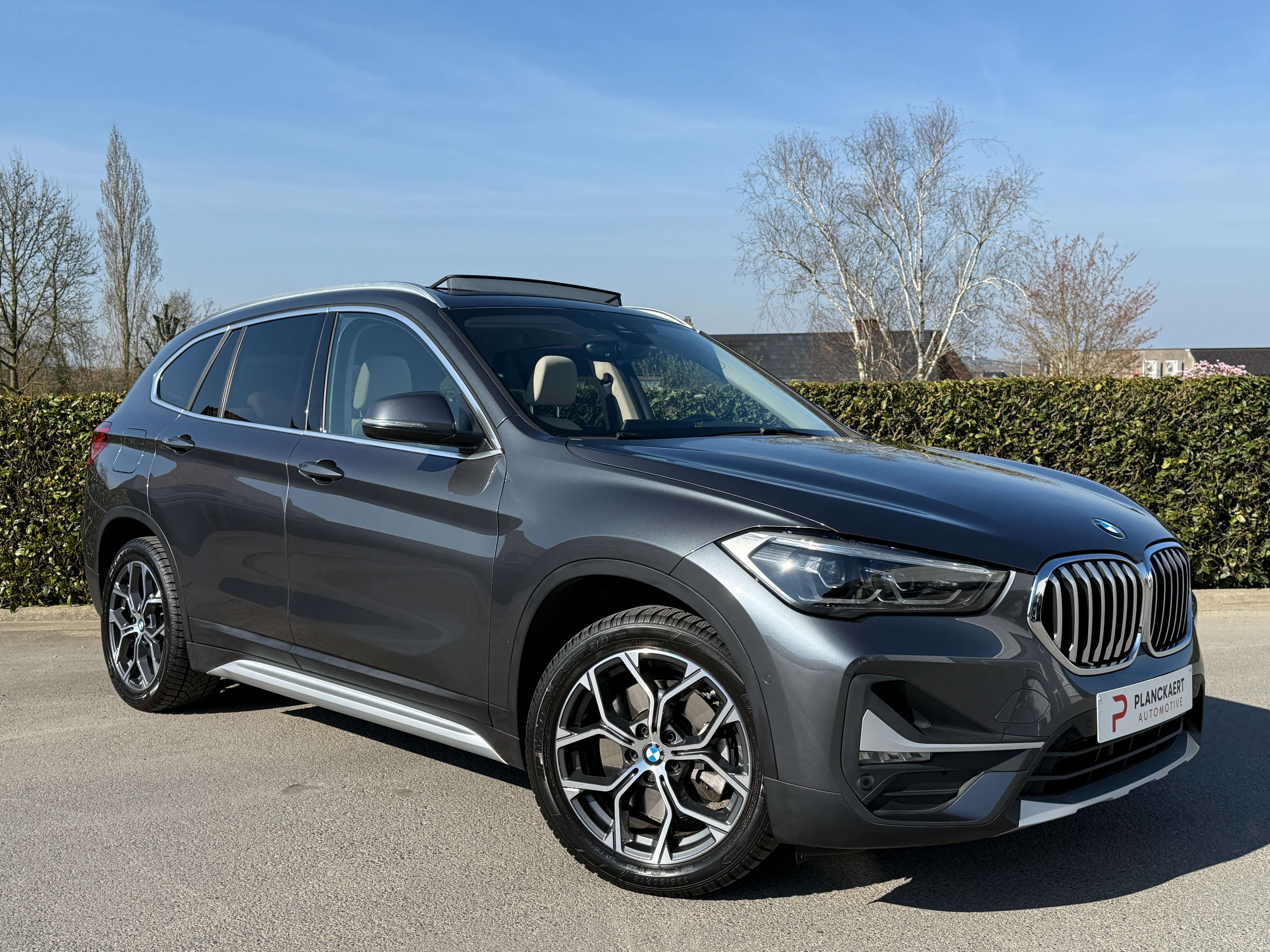 BMW X1 1.5iA xDrive25e PHEV *Pano dak/Carplay/Head up* Garage Planckaert