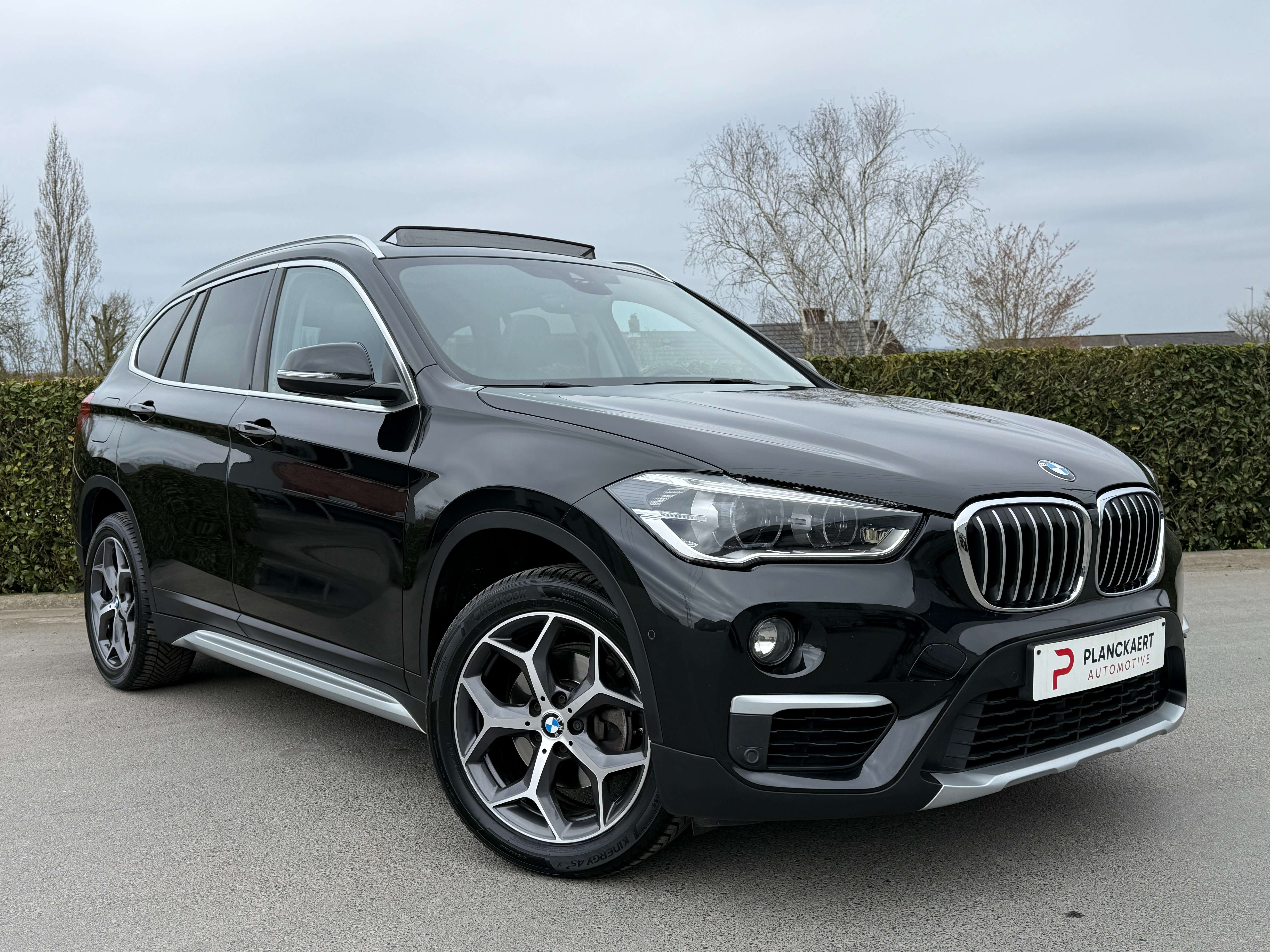 BMW X1 1.5iA sDrive18 OPF X-Line *Pano dak/Head up/Camera Garage Planckaert