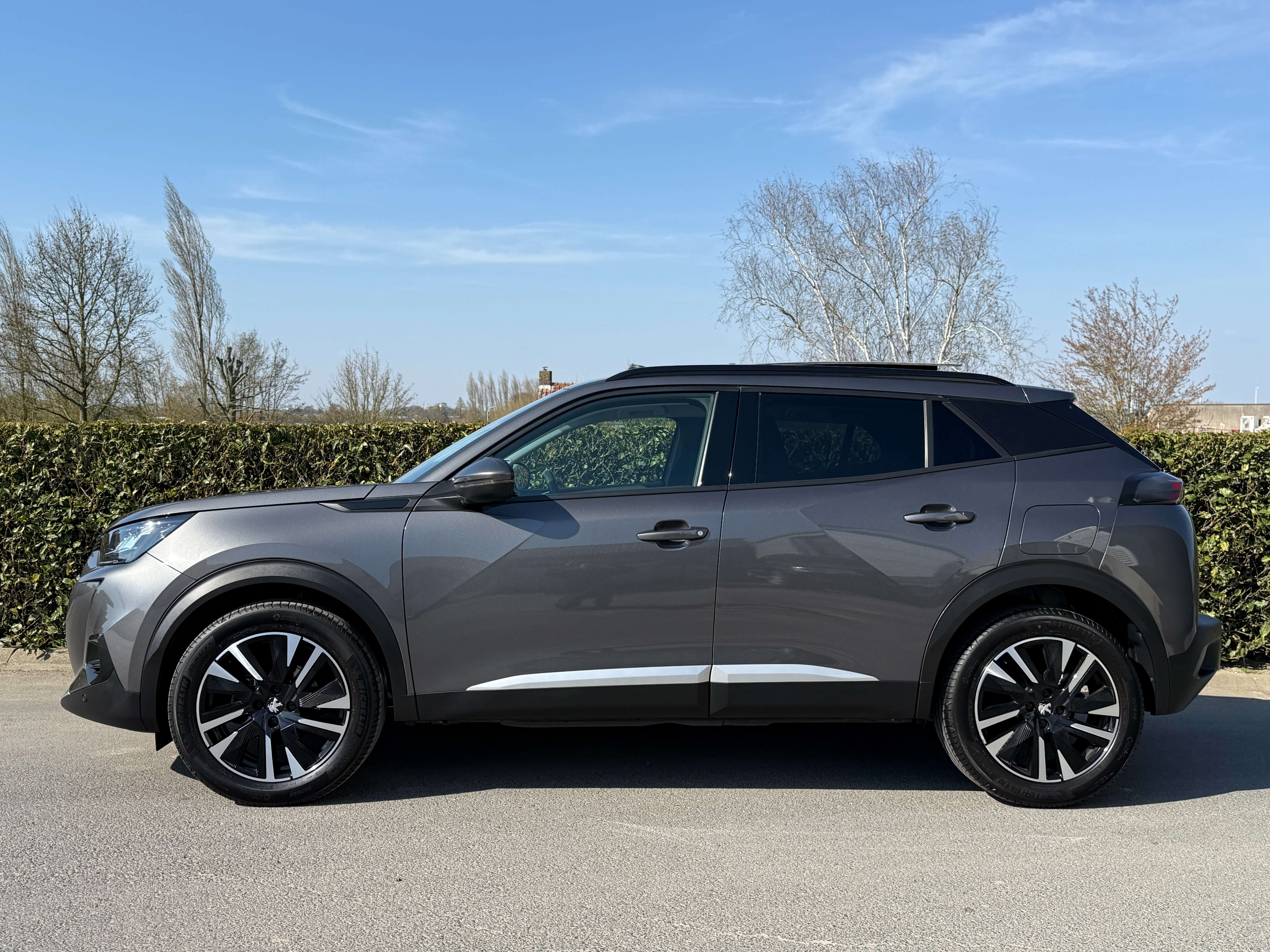 Peugeot 2008 1.2 Benzine/Automaat Allure *Leder/Pano dak/Camera Garage Planckaert