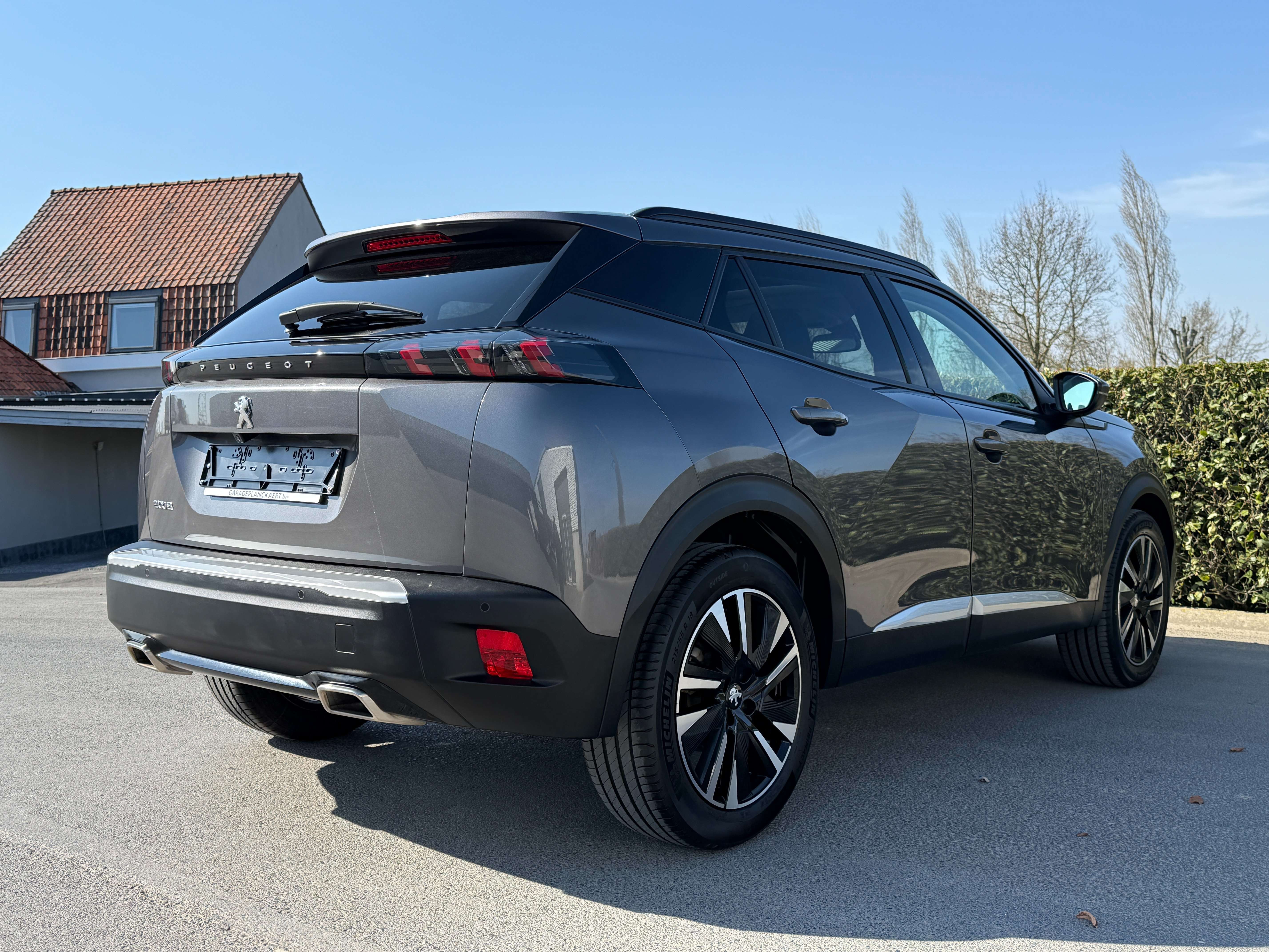 Peugeot 2008 1.2 Benzine/Automaat Allure *Leder/Pano dak/Camera Garage Planckaert