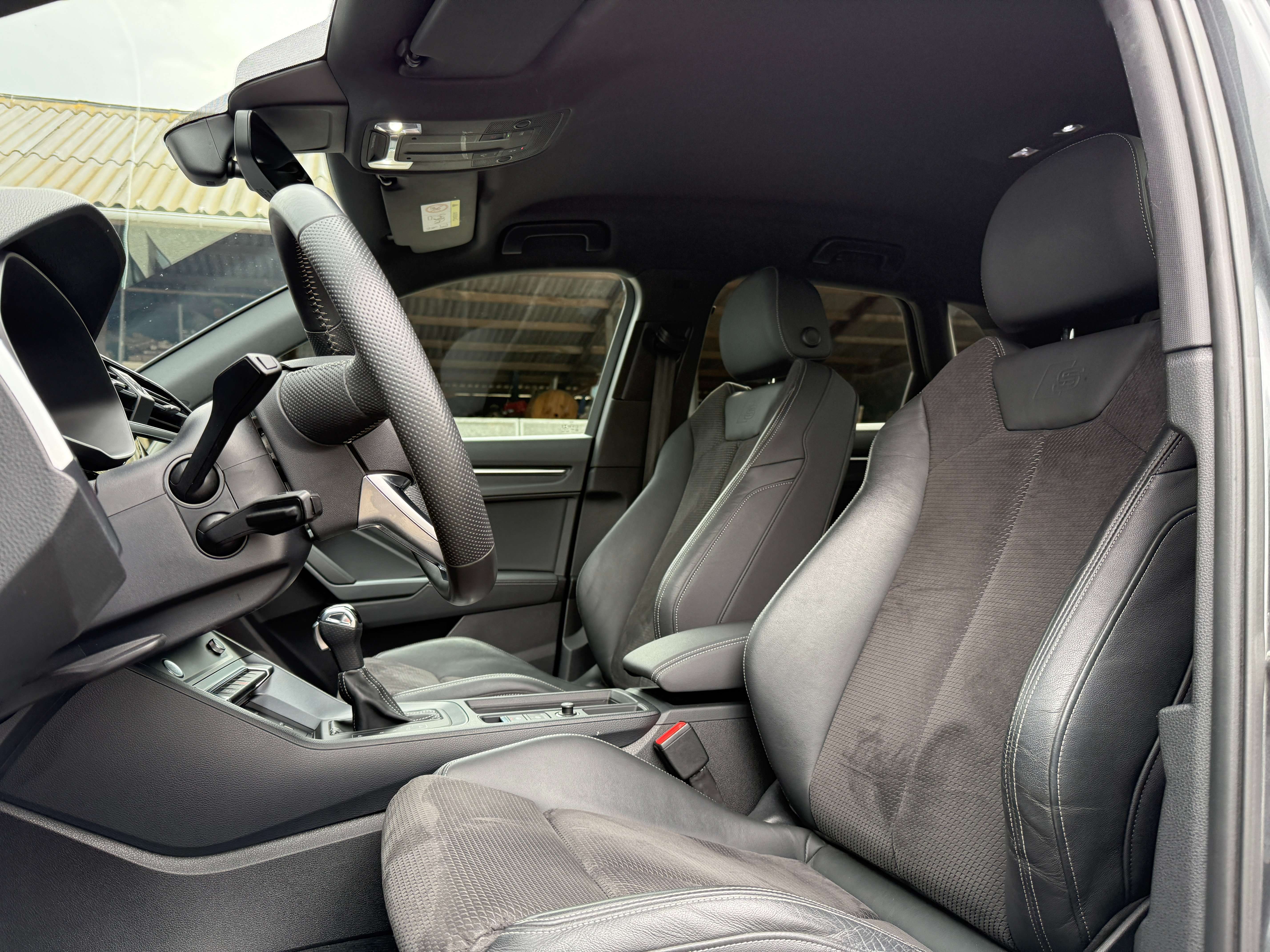 Audi Q3 35 TDi S line S-tronic *Carplay/Navi/Pdc/Alcantara Garage Planckaert